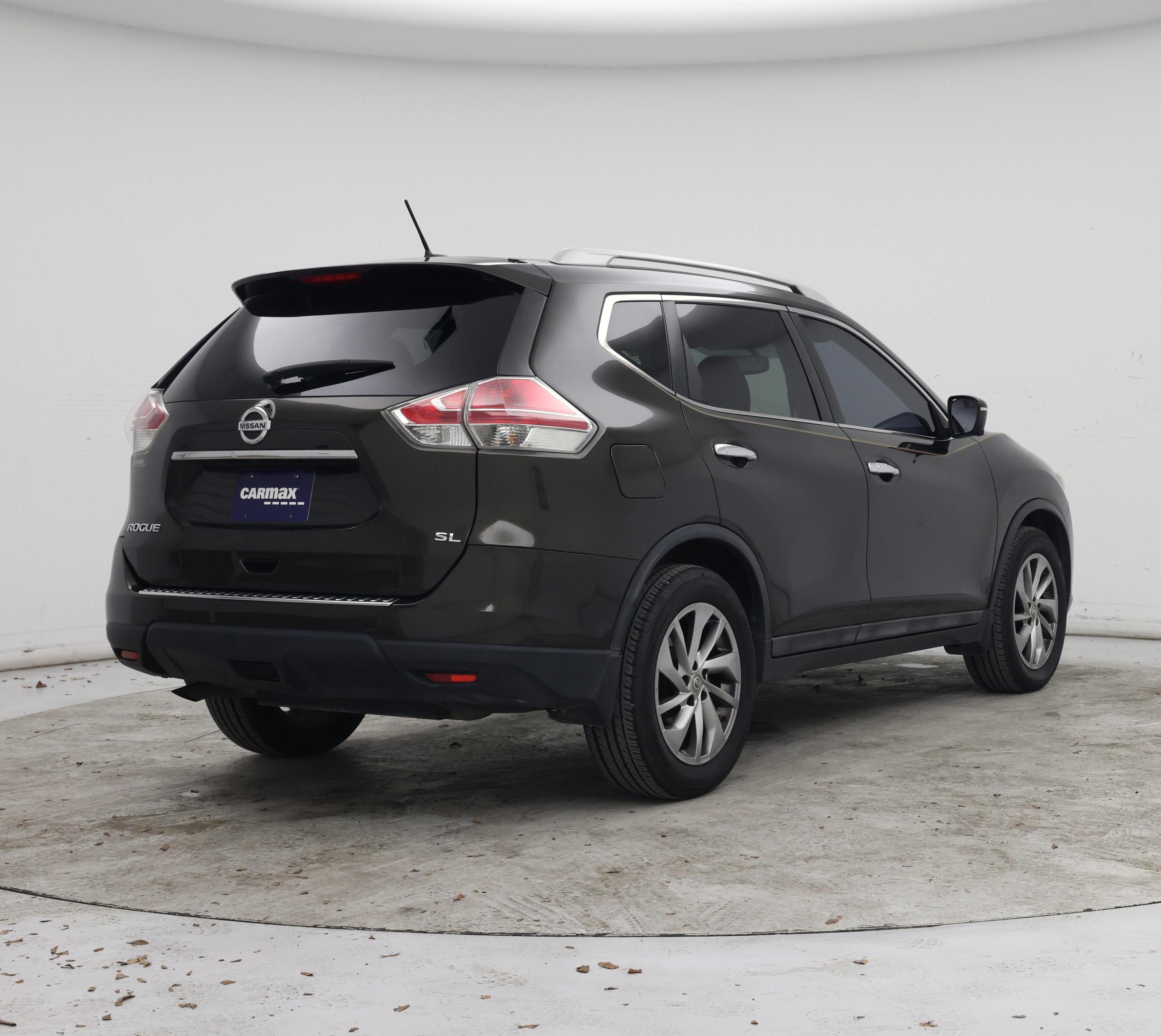 Thumbnail: 2015 Nissan Rogue - 8