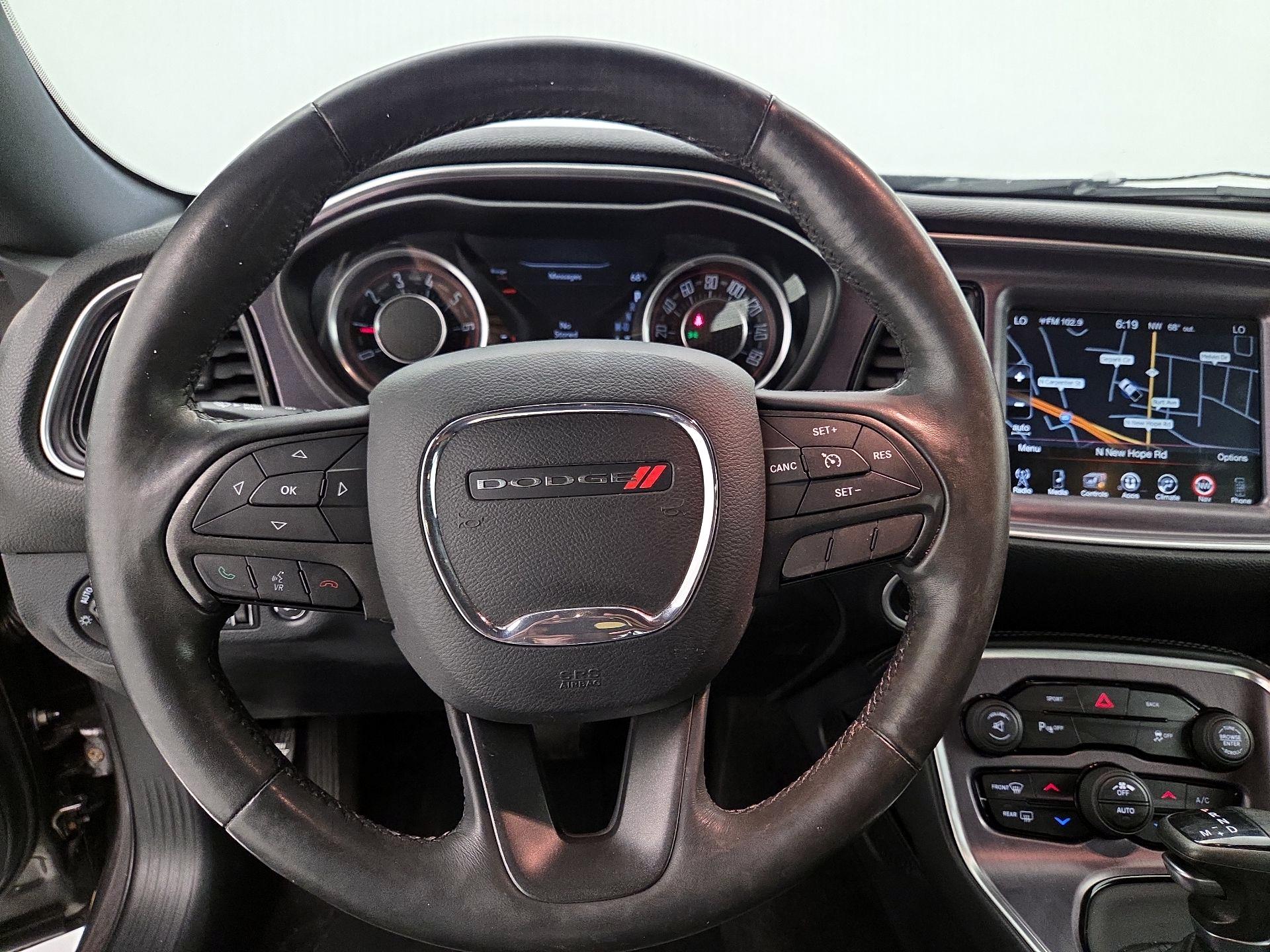 Thumbnail: 2015 Dodge Challenger - 10