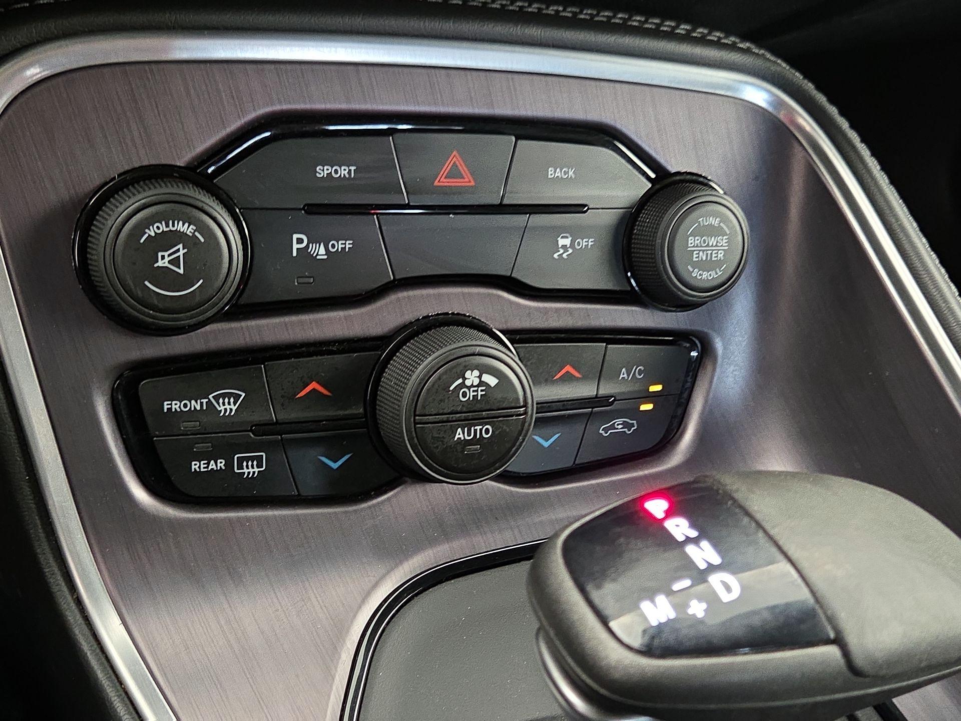 Thumbnail: 2015 Dodge Challenger - 16