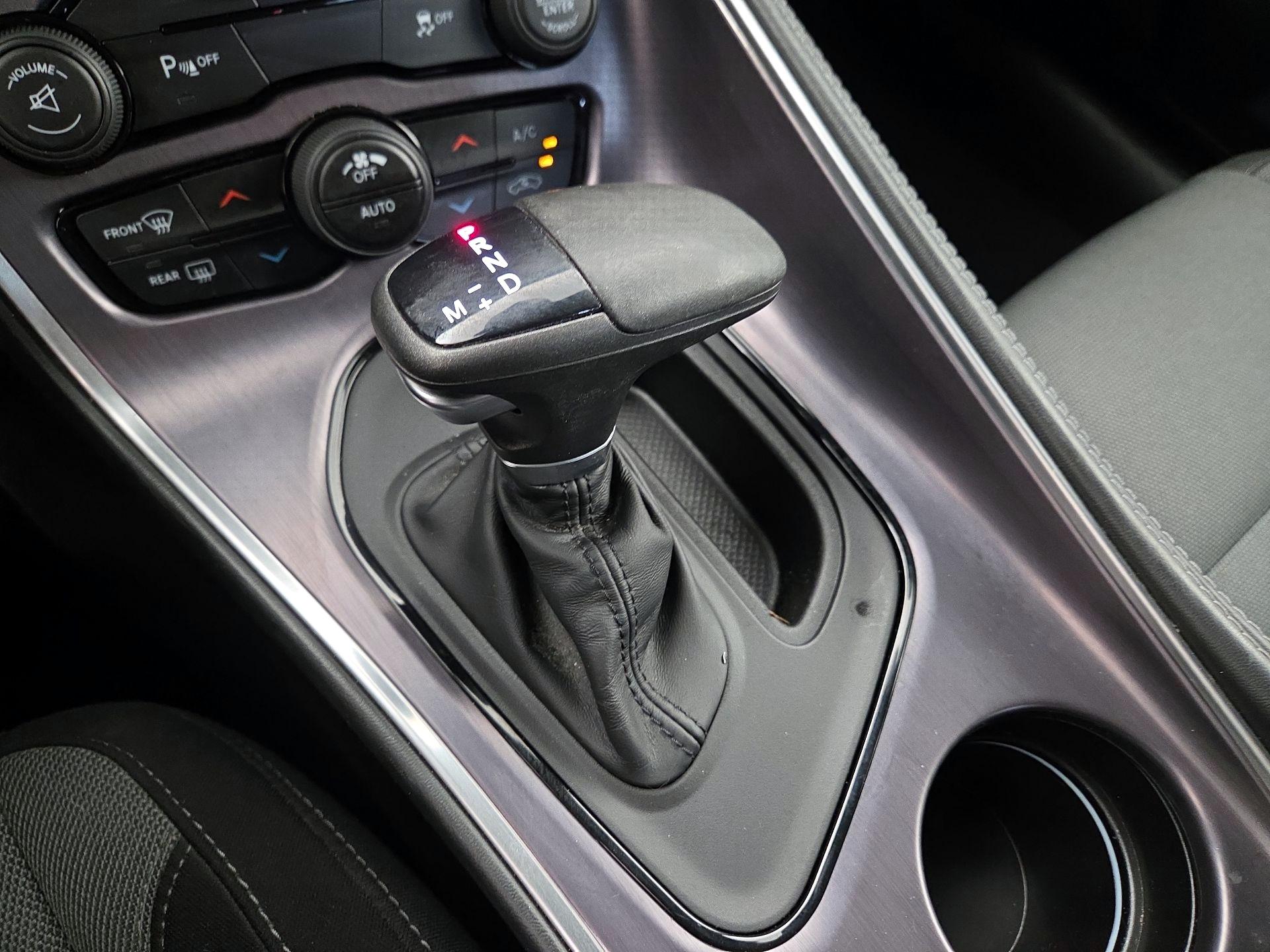 Thumbnail: 2015 Dodge Challenger - 17