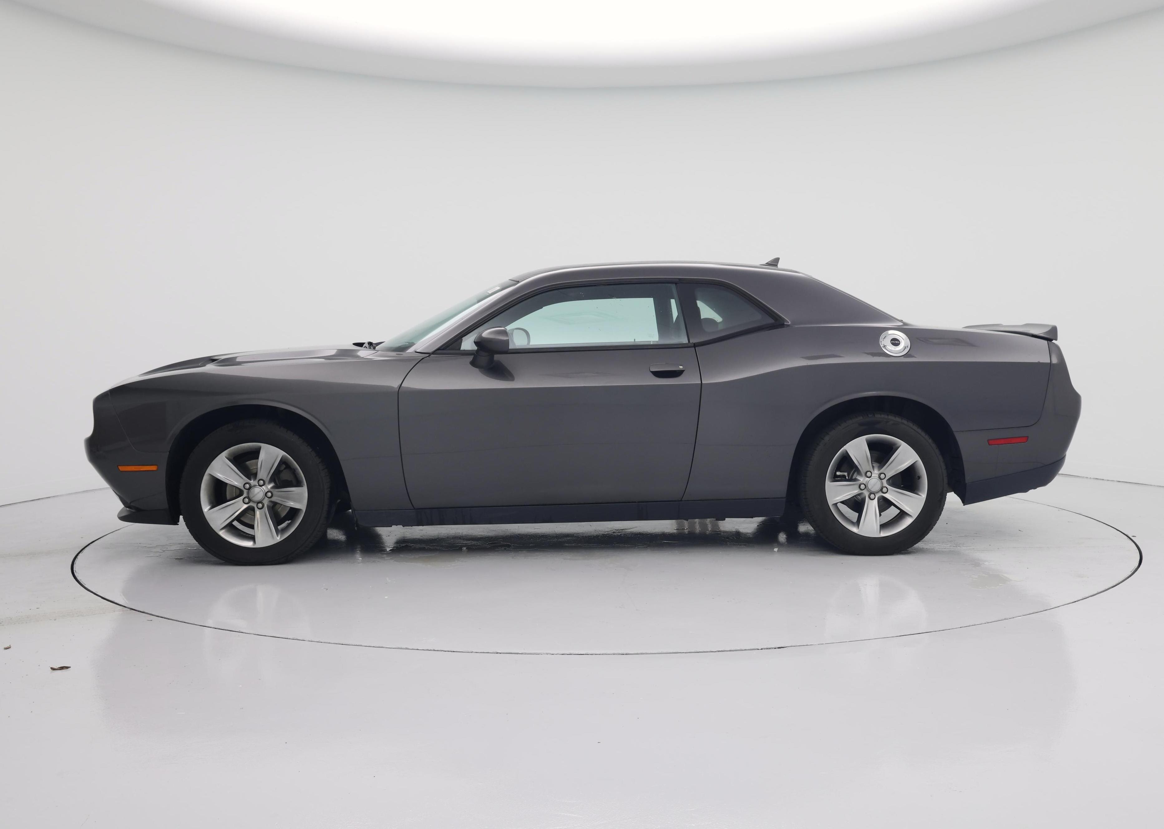 Thumbnail: 2015 Dodge Challenger - 3
