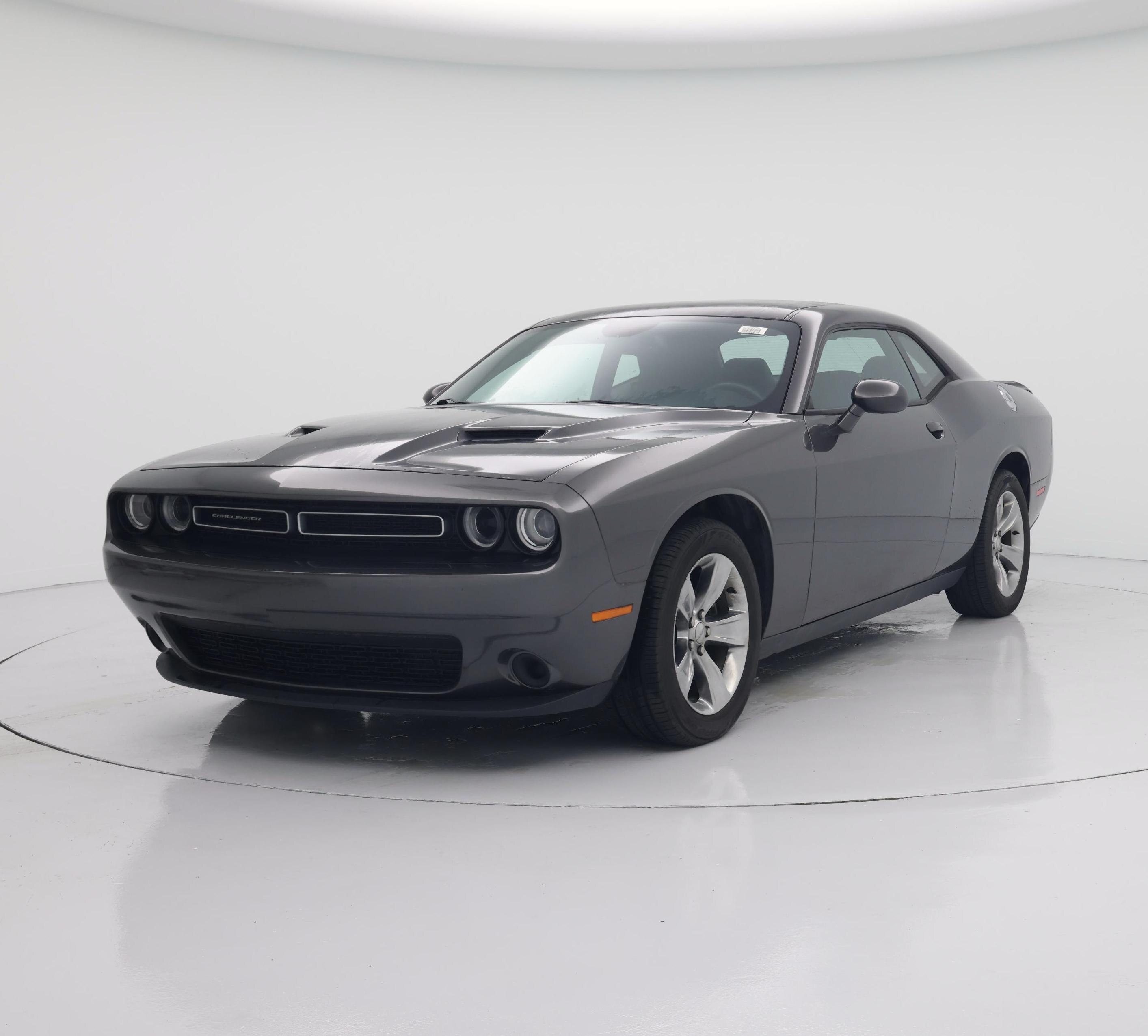 Thumbnail: 2015 Dodge Challenger - 4