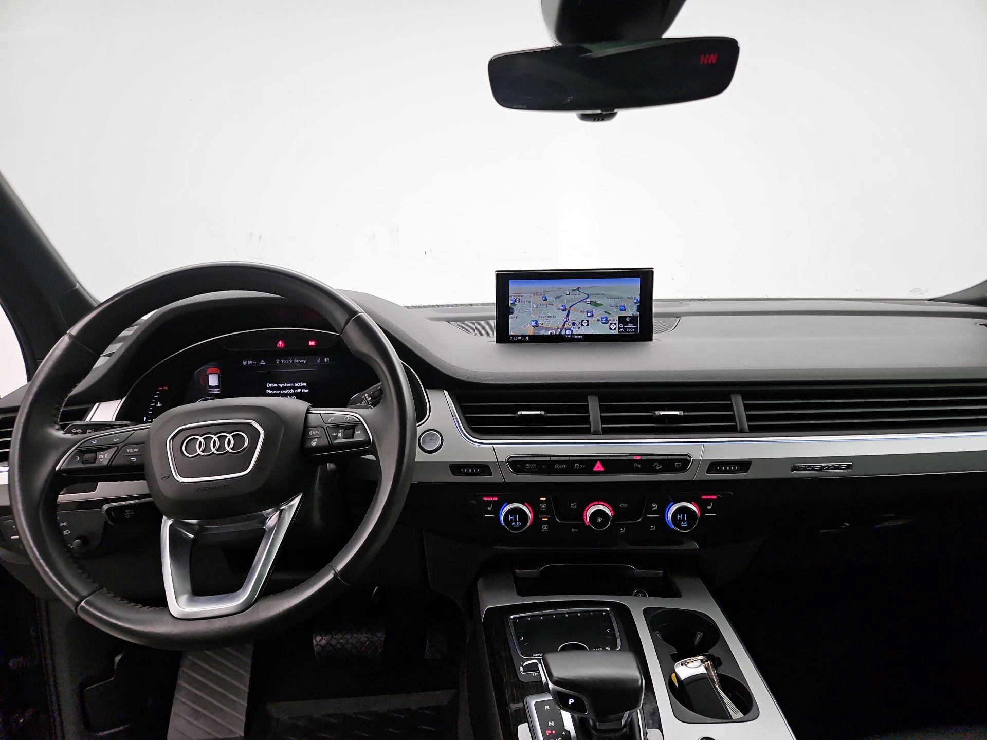 Thumbnail: 2019 Audi Q7 - 9