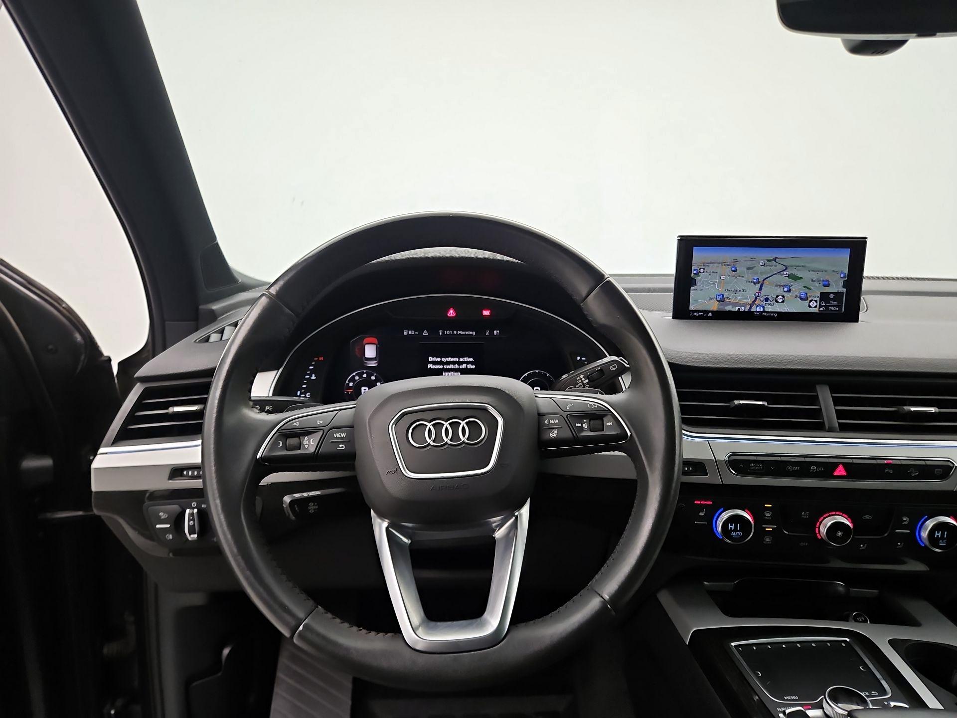 Thumbnail: 2019 Audi Q7 - 10