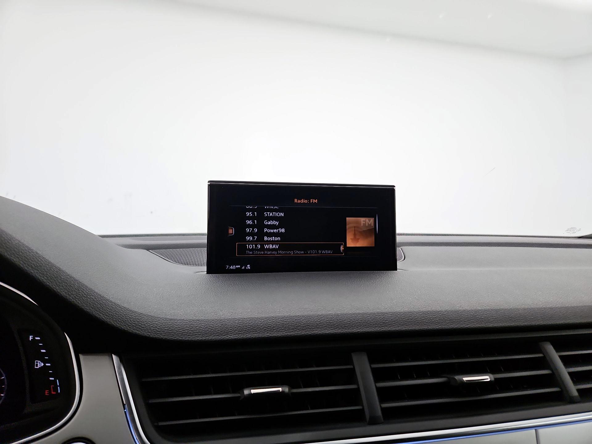 Thumbnail: 2019 Audi Q7 - 16