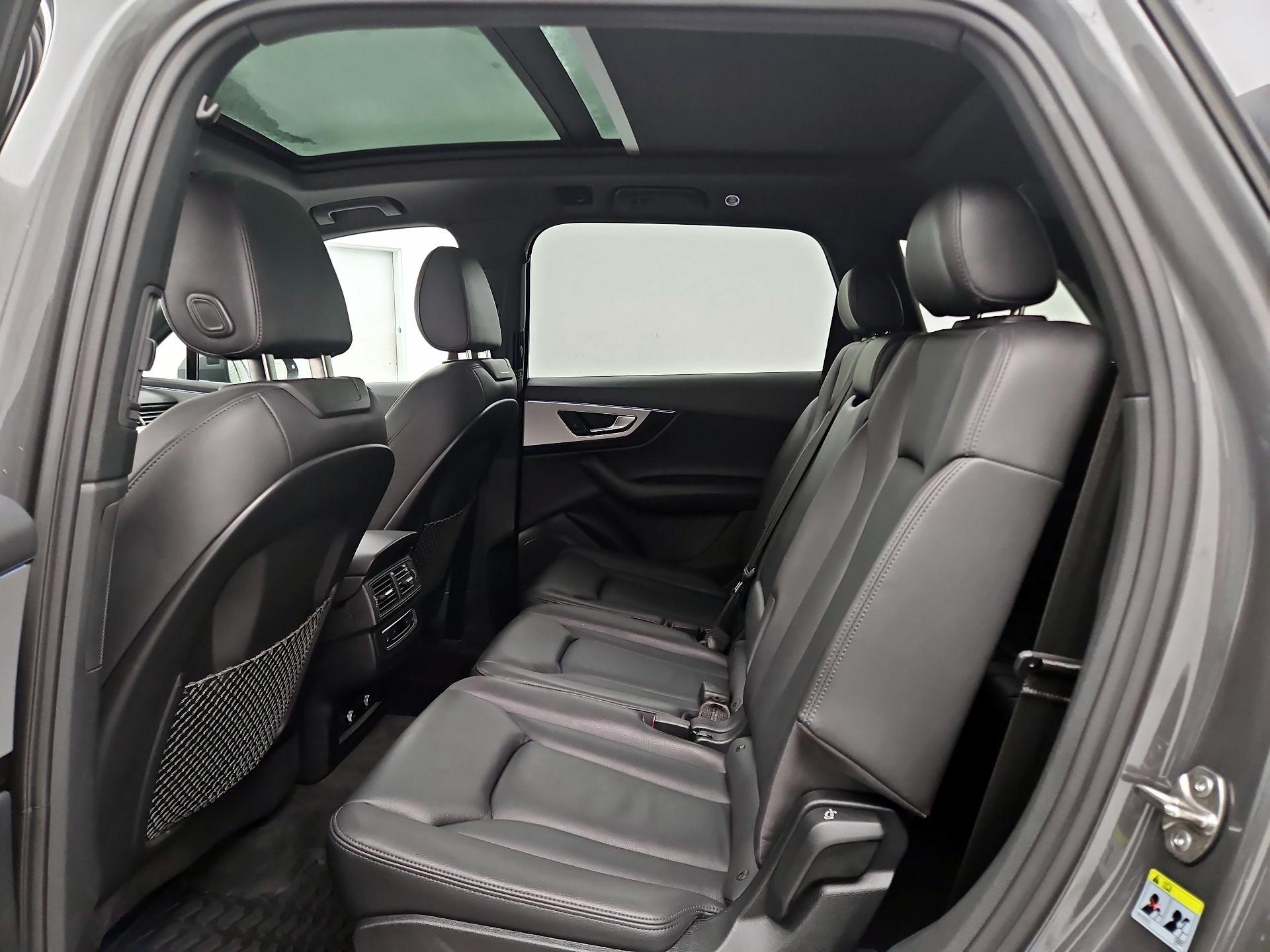 Thumbnail: 2019 Audi Q7 - 20