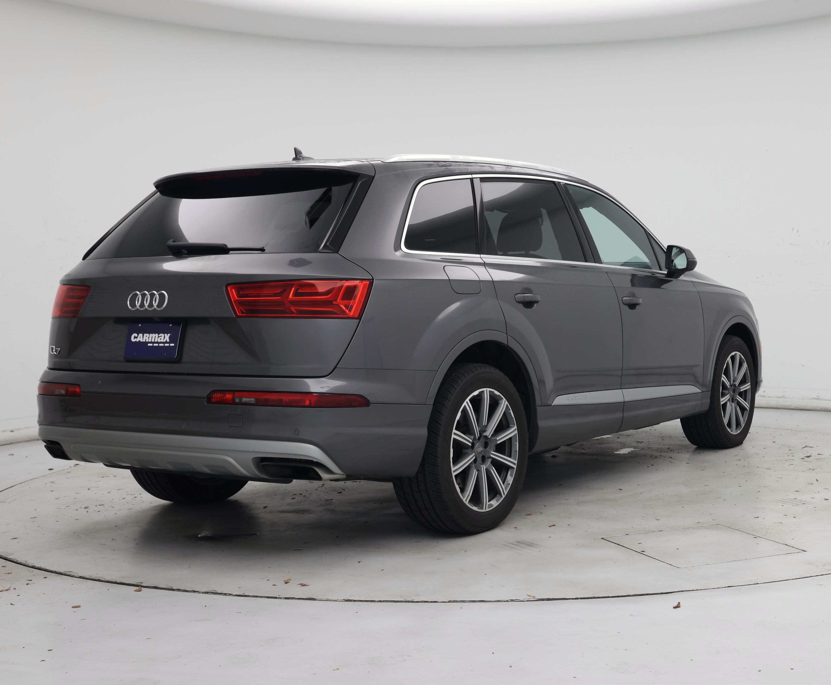 Thumbnail: 2019 Audi Q7 - 8