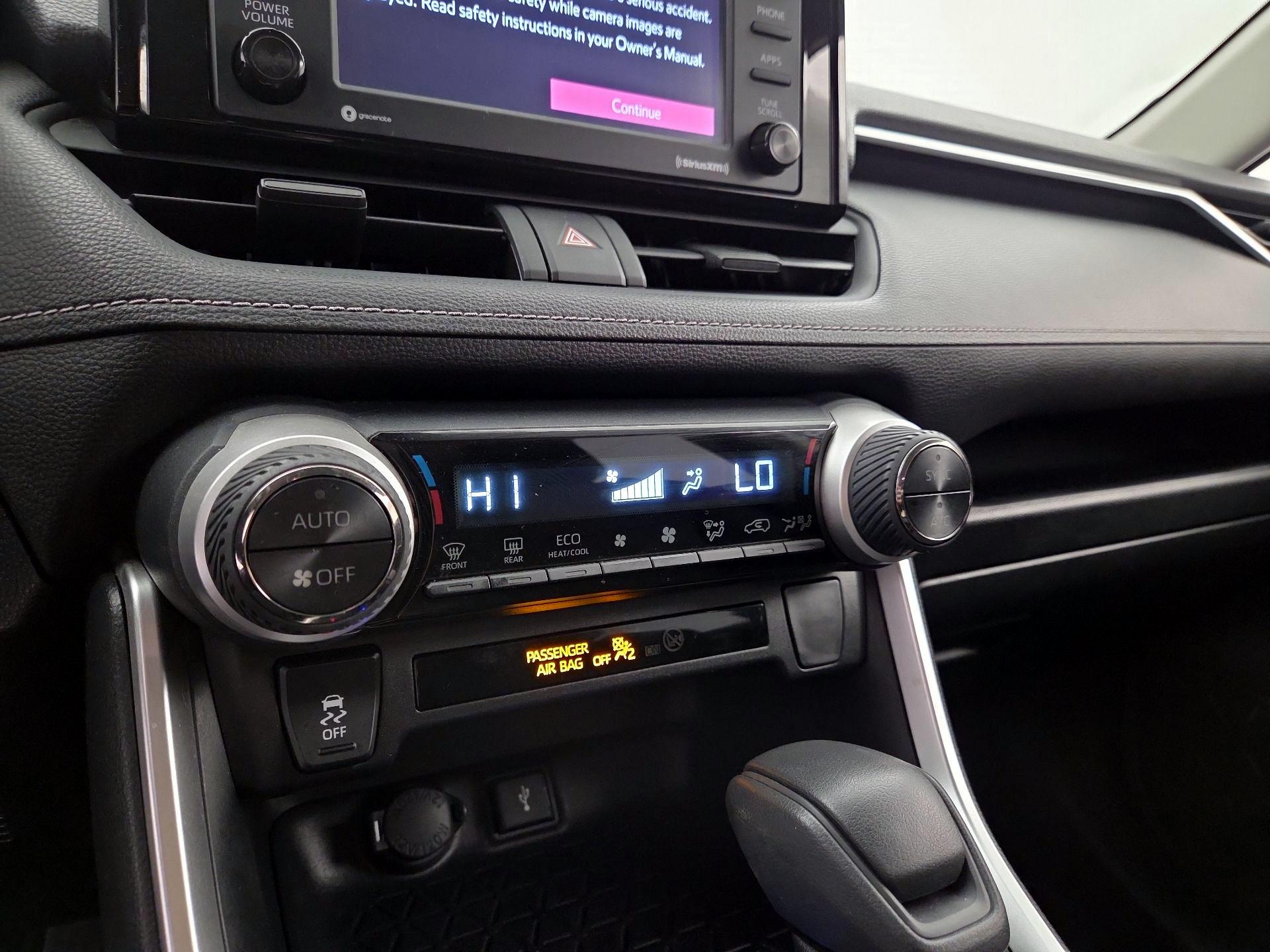 Thumbnail: 2021 Toyota RAV4 - 16