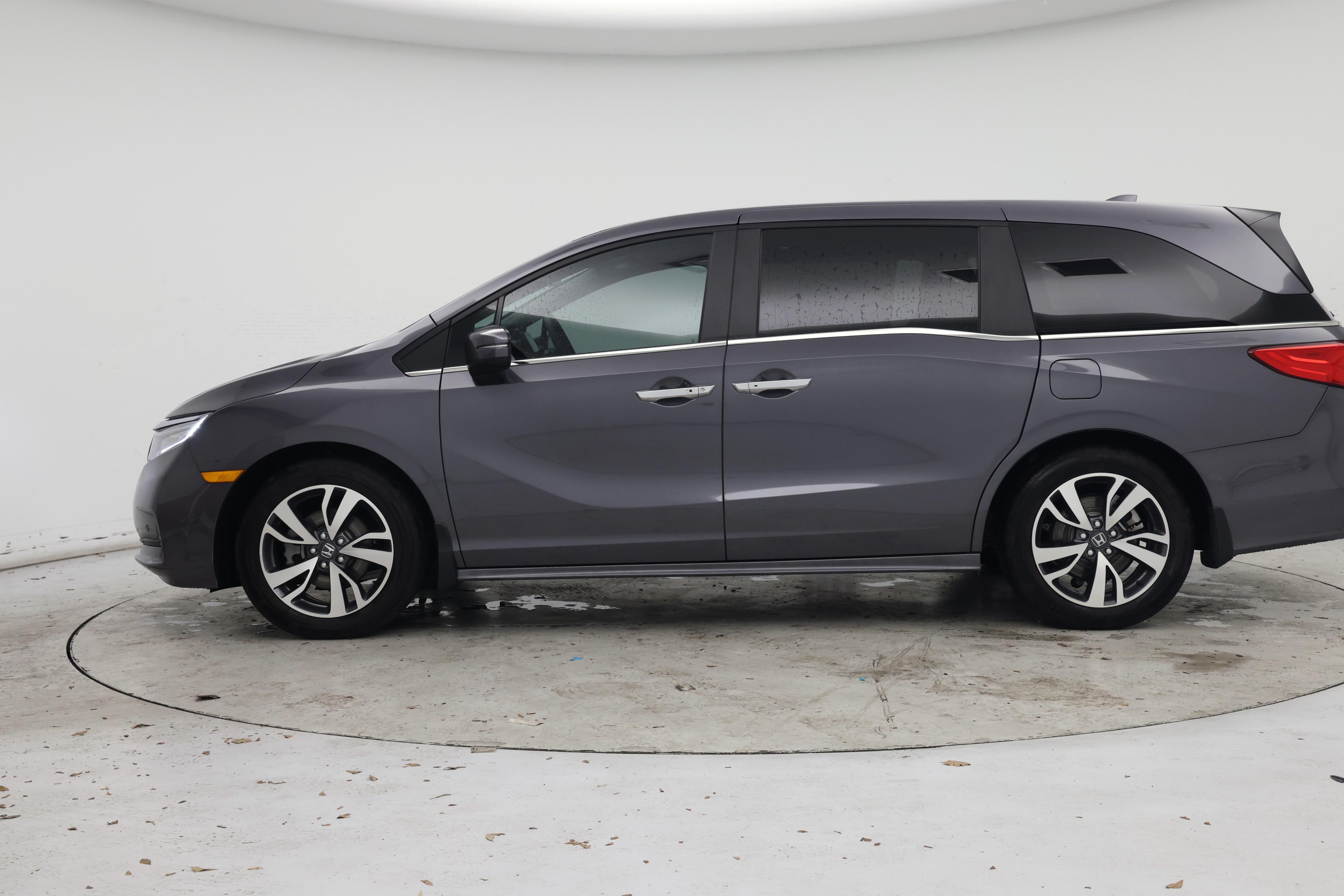 Thumbnail: 2022 Honda Odyssey - 3