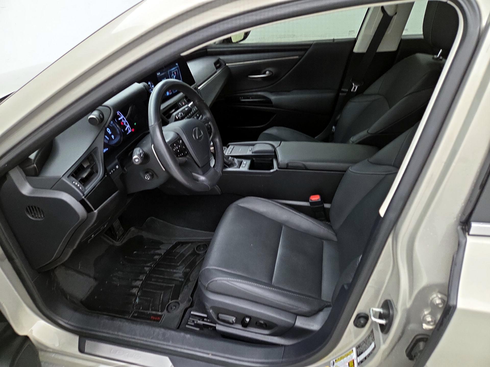 Thumbnail: 2022 Lexus ES - 11