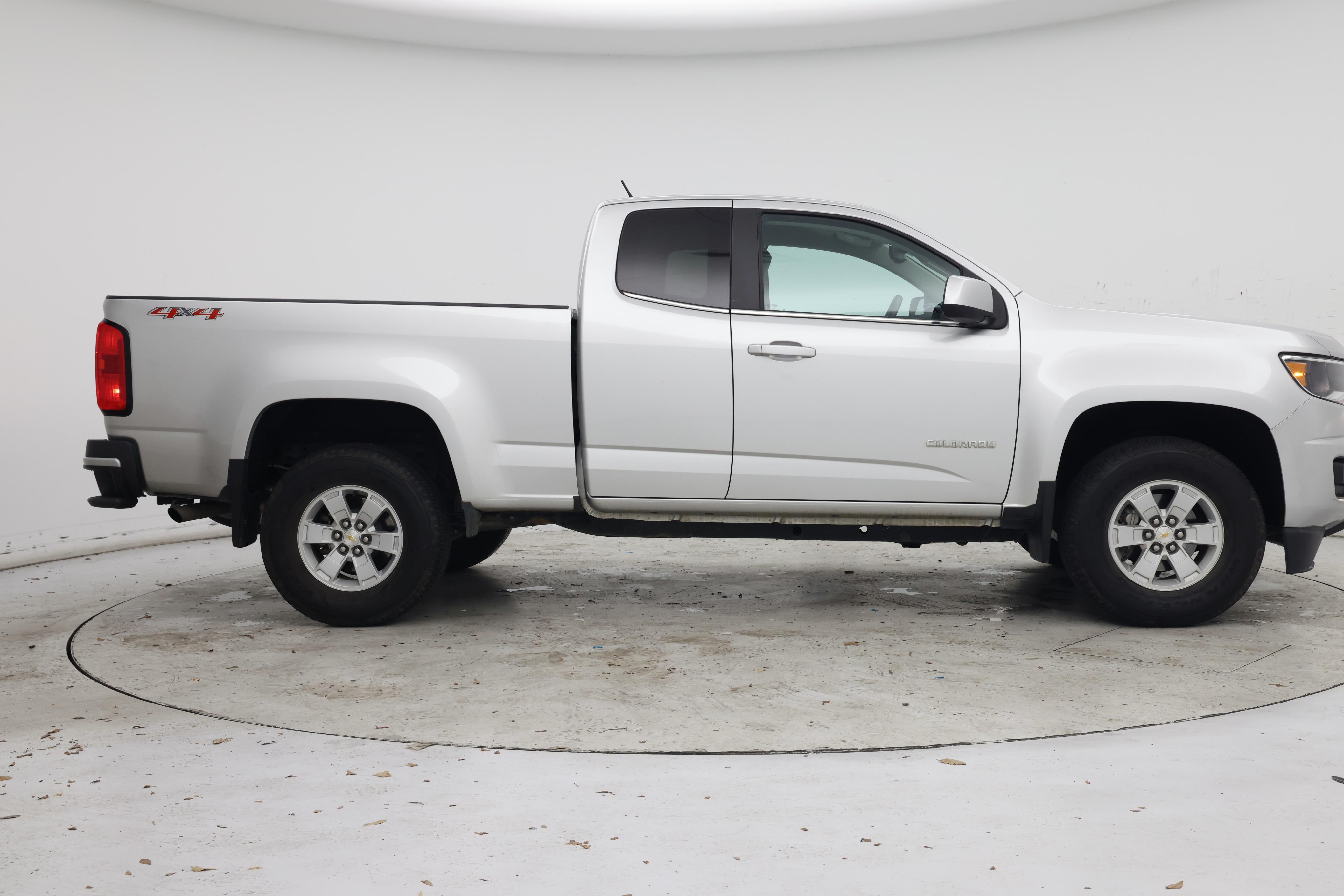 Thumbnail: 2017 Chevrolet Colorado - 7