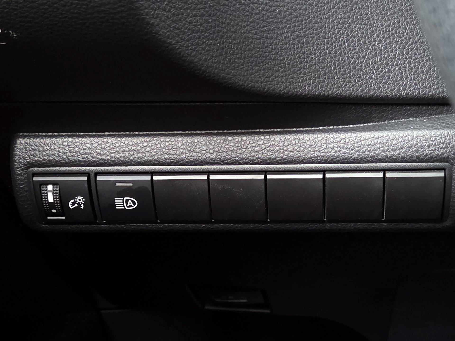 Thumbnail: 2024 Toyota Corolla - 13