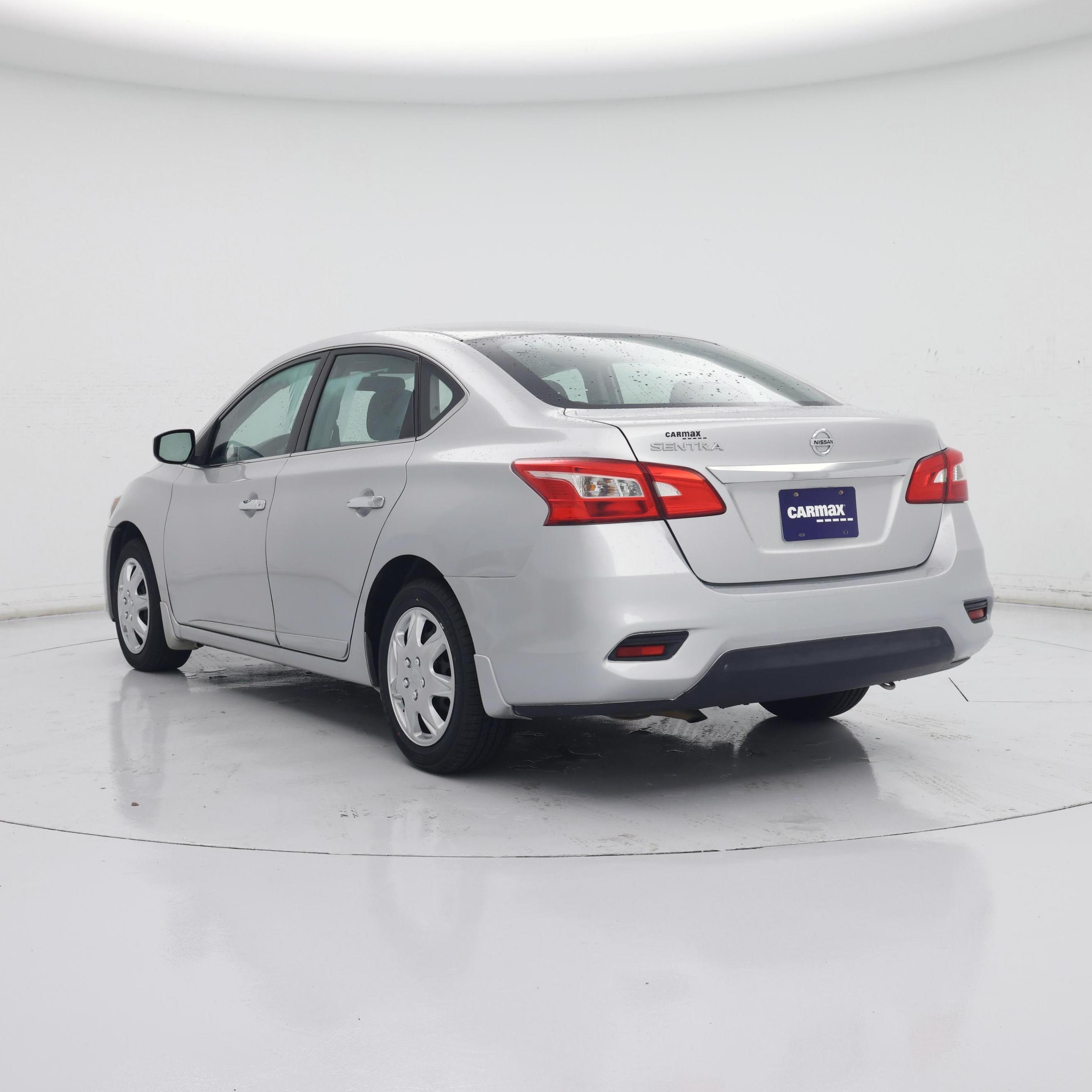 Thumbnail: 2016 Nissan Sentra - 2