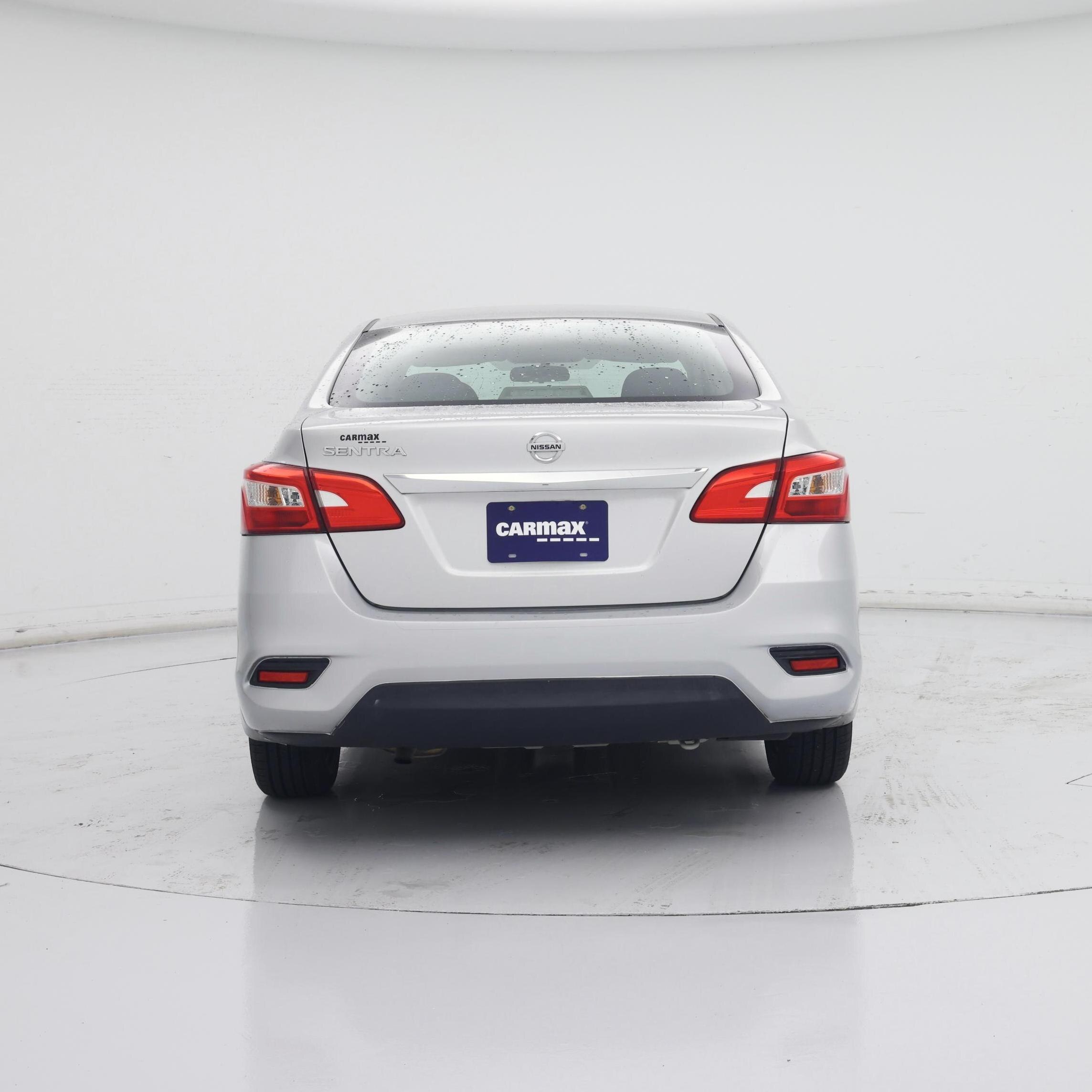 Thumbnail: 2016 Nissan Sentra - 6