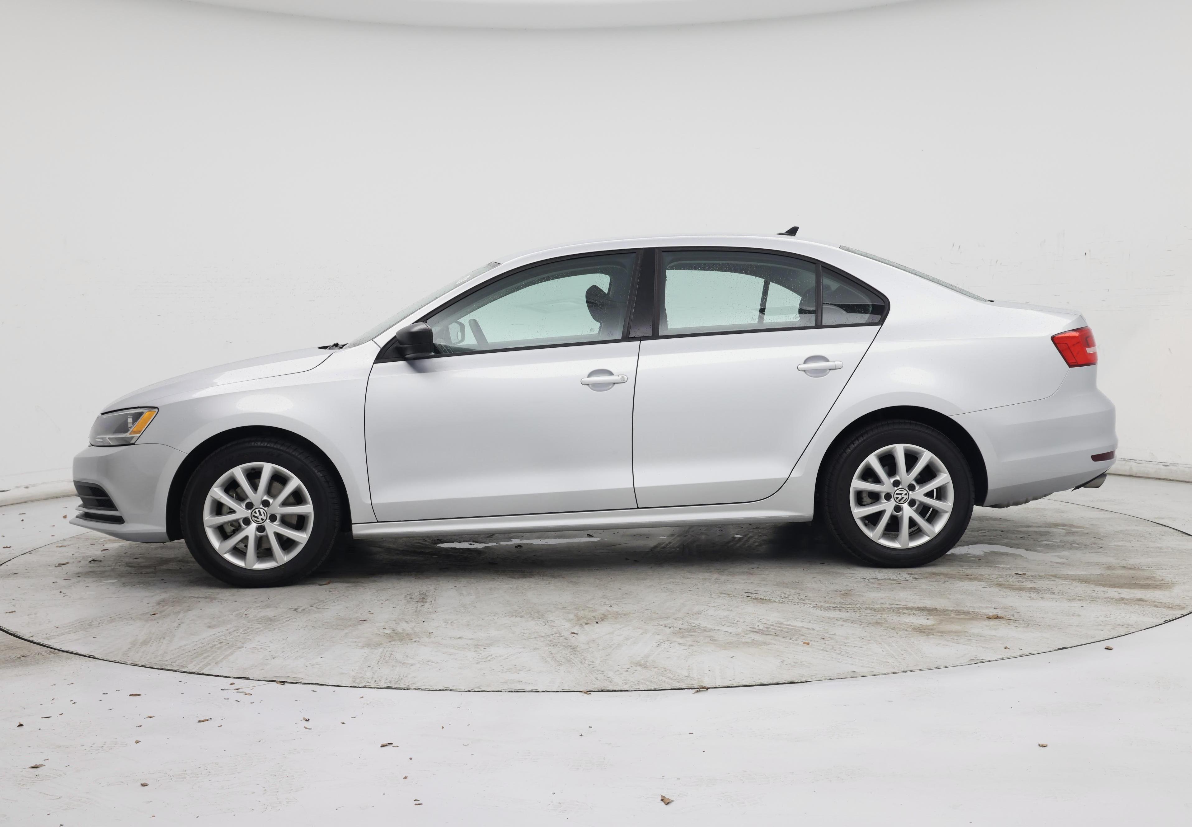 Thumbnail: 2015 Volkswagen Jetta - 3