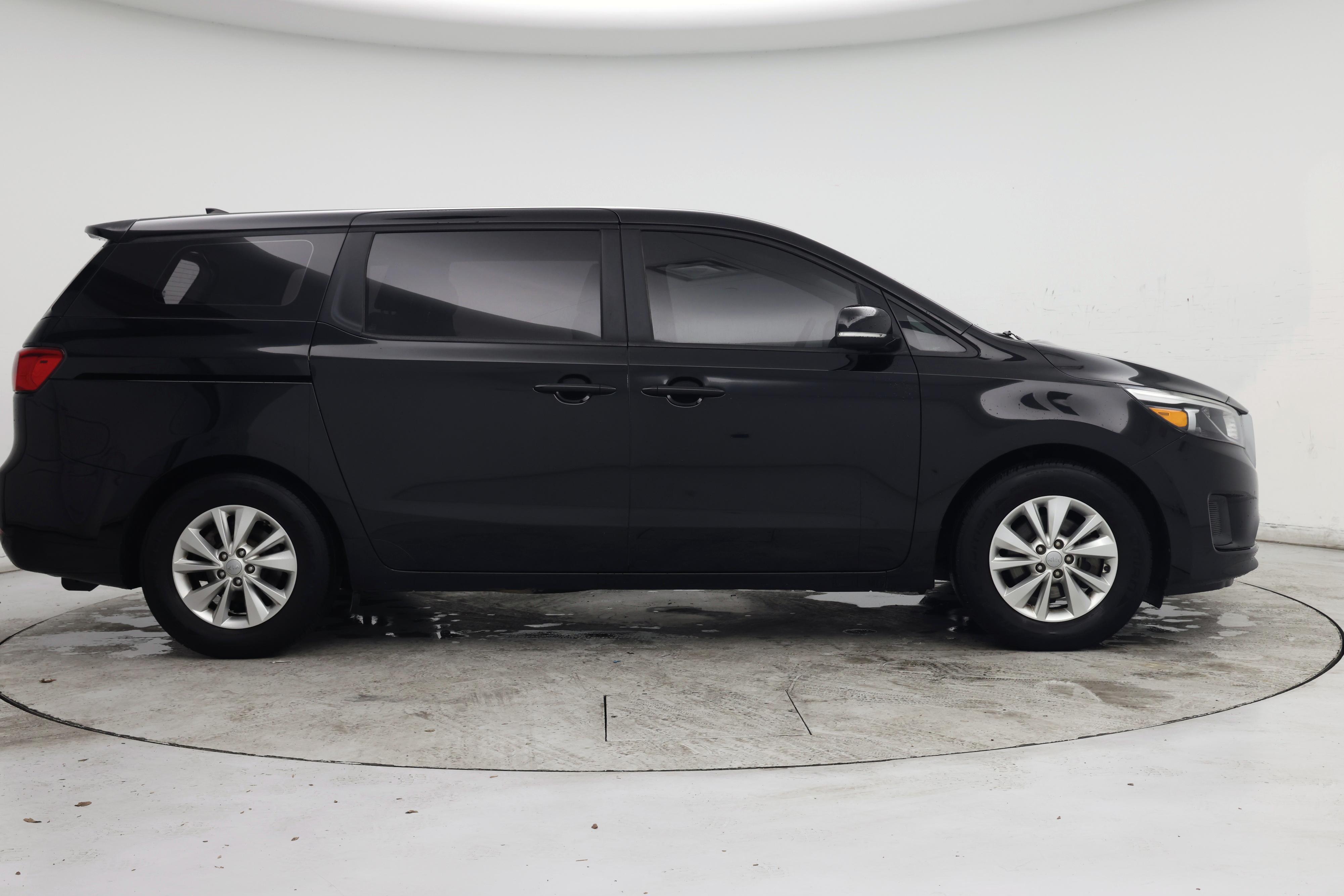 Thumbnail: 2017 Kia Sedona - 7