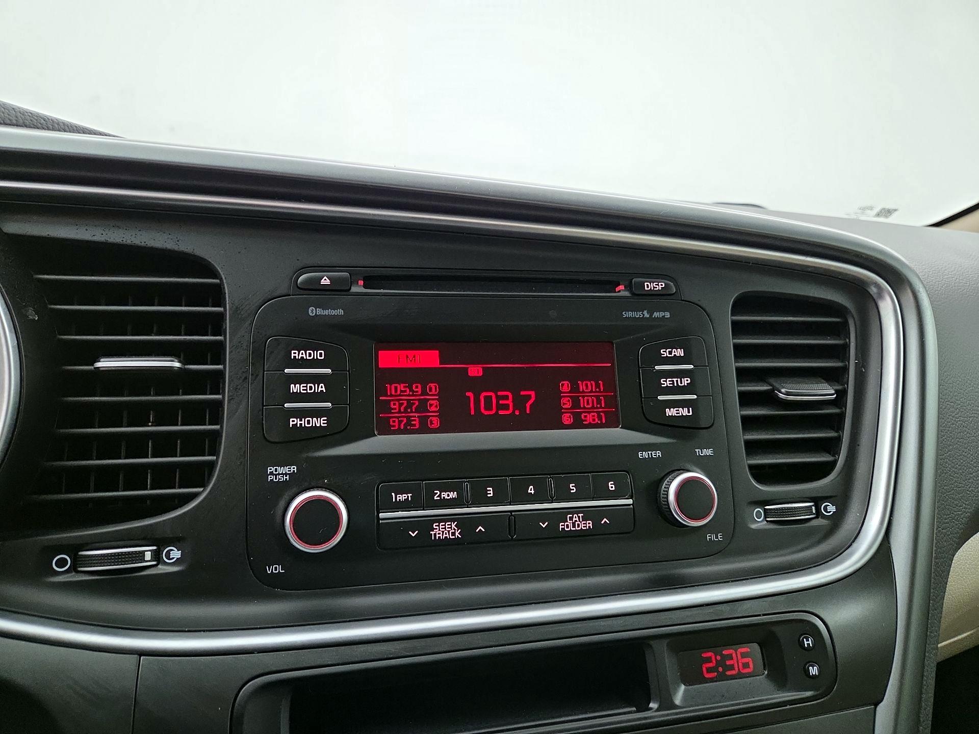 Thumbnail: 2015 Kia Optima - 14