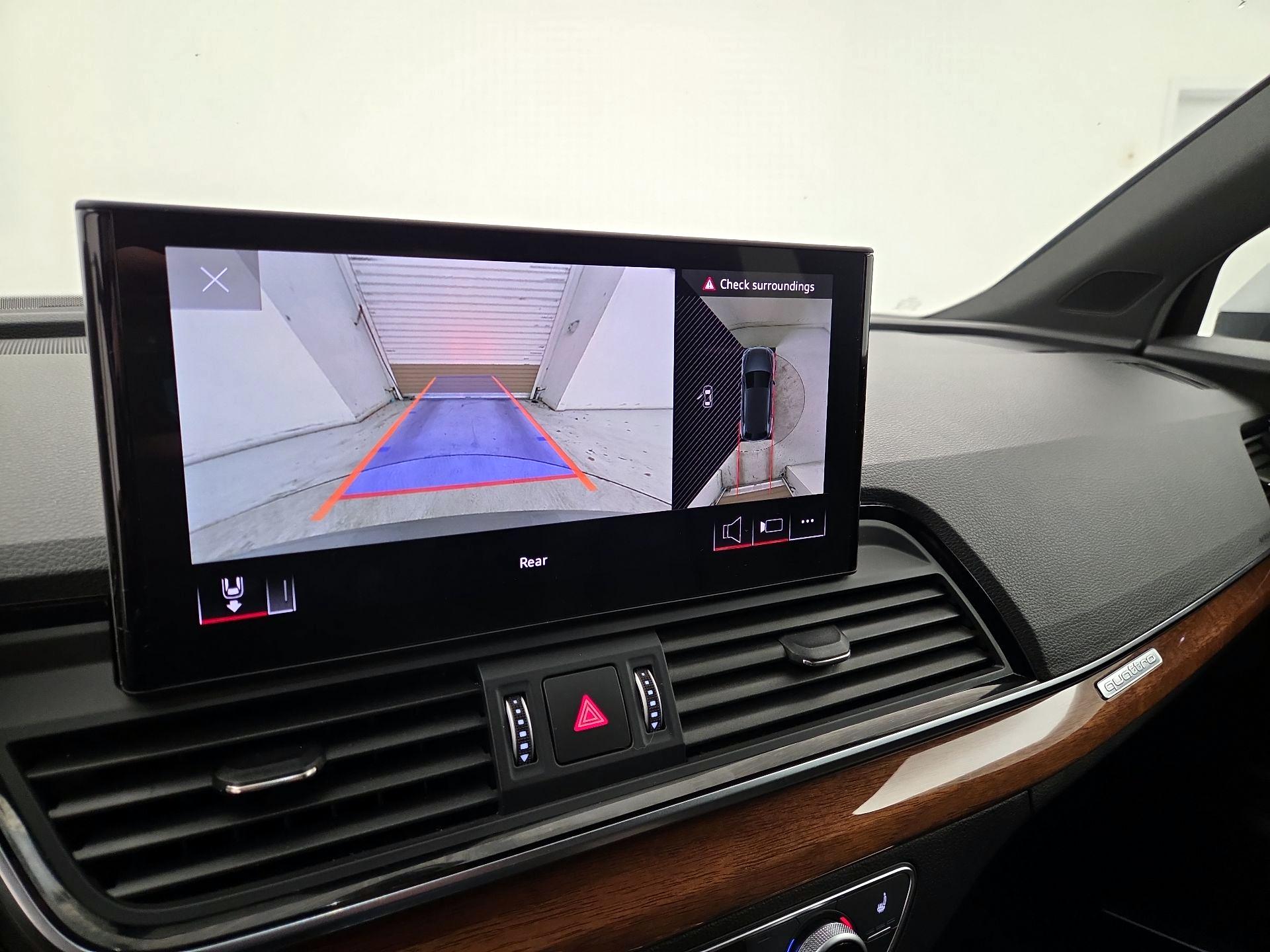 Thumbnail: 2022 Audi Q5 - 14