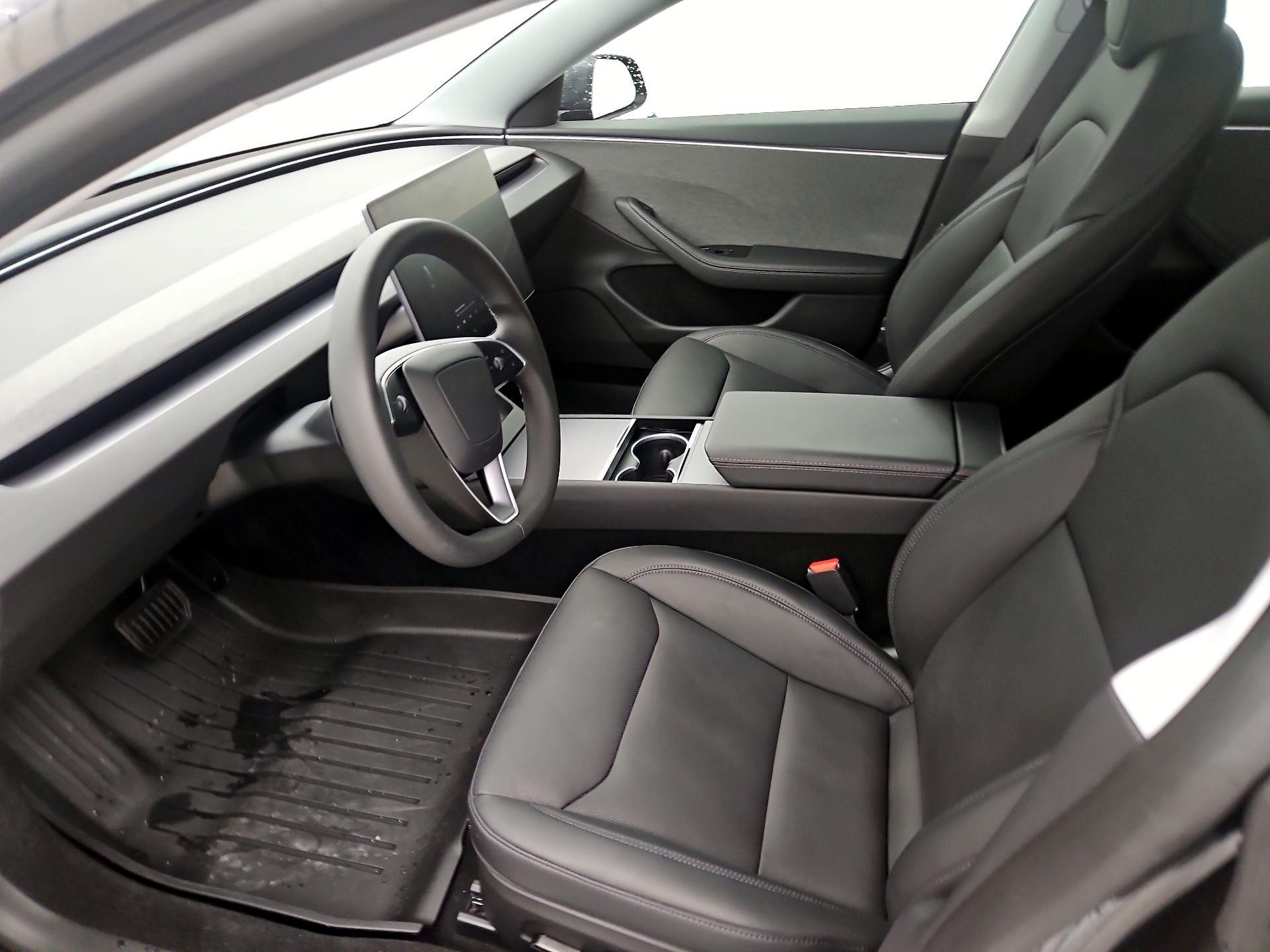 Thumbnail: 2025 Tesla Model 3 - 11