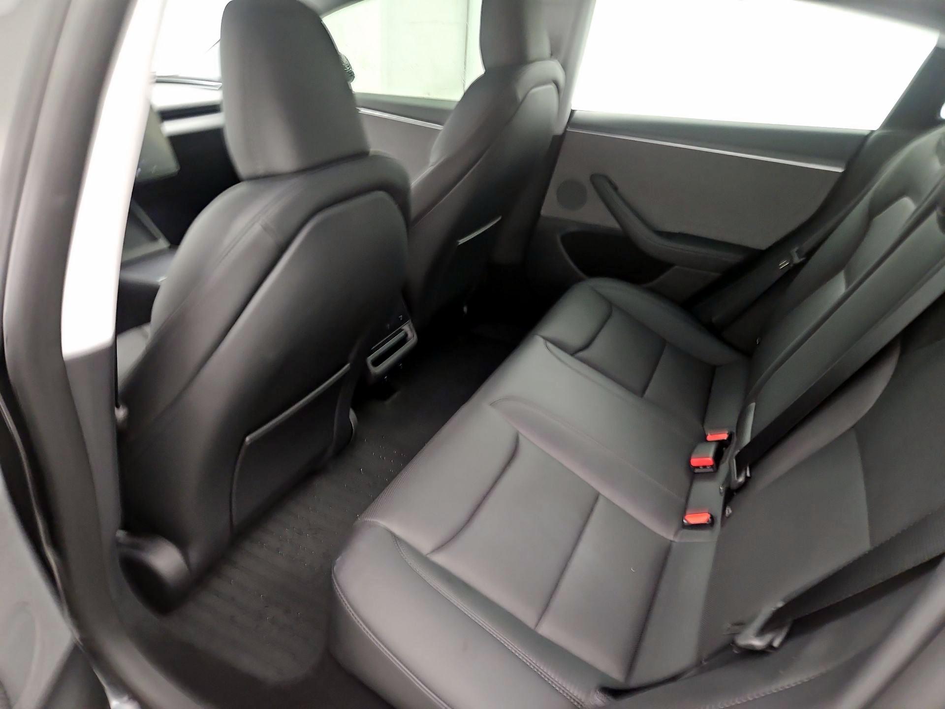 Thumbnail: 2025 Tesla Model 3 - 18