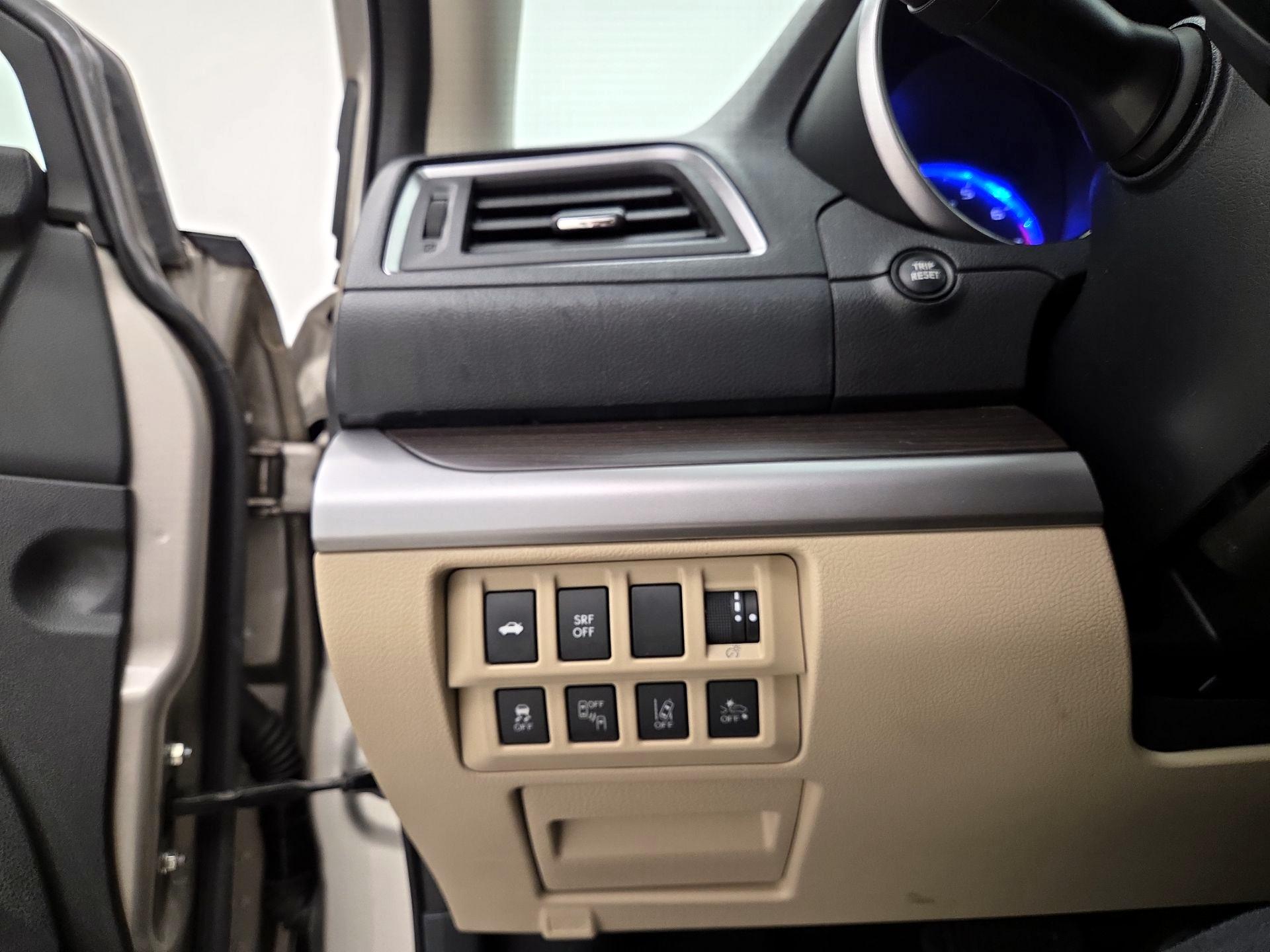 Thumbnail: 2017 Subaru Legacy - 13