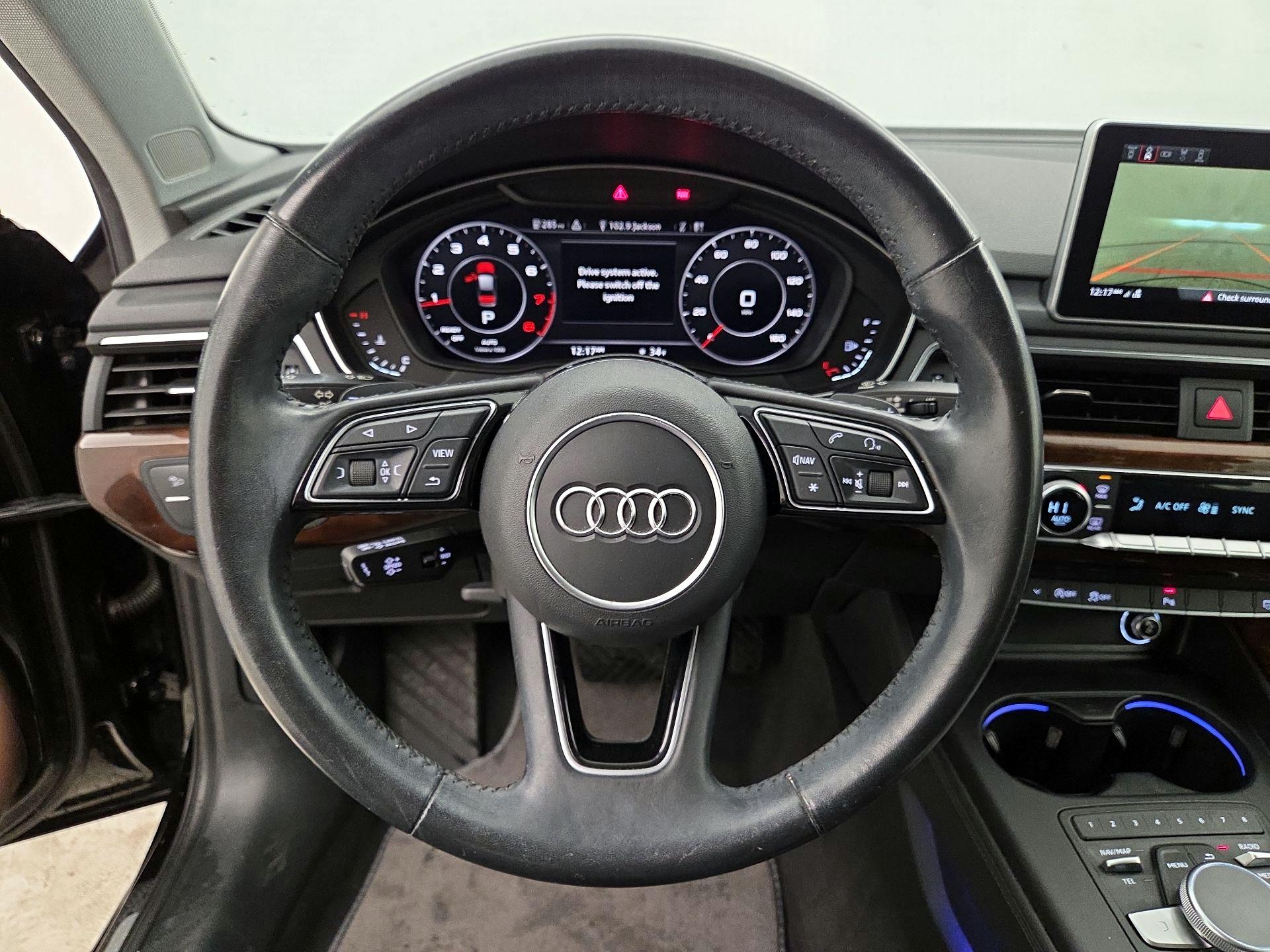 Thumbnail: 2019 Audi A4 - 10