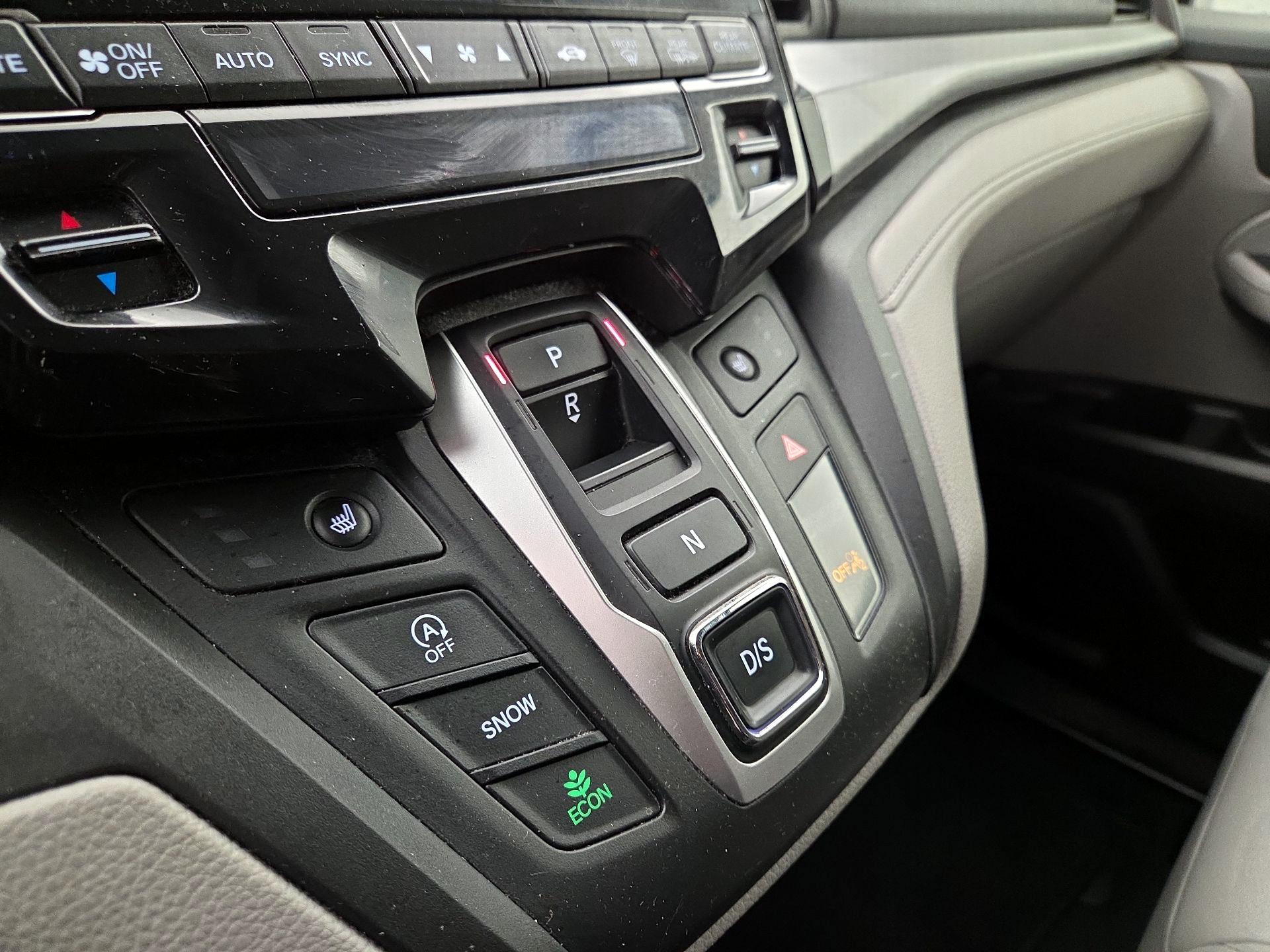 Thumbnail: 2020 Honda Odyssey - 17