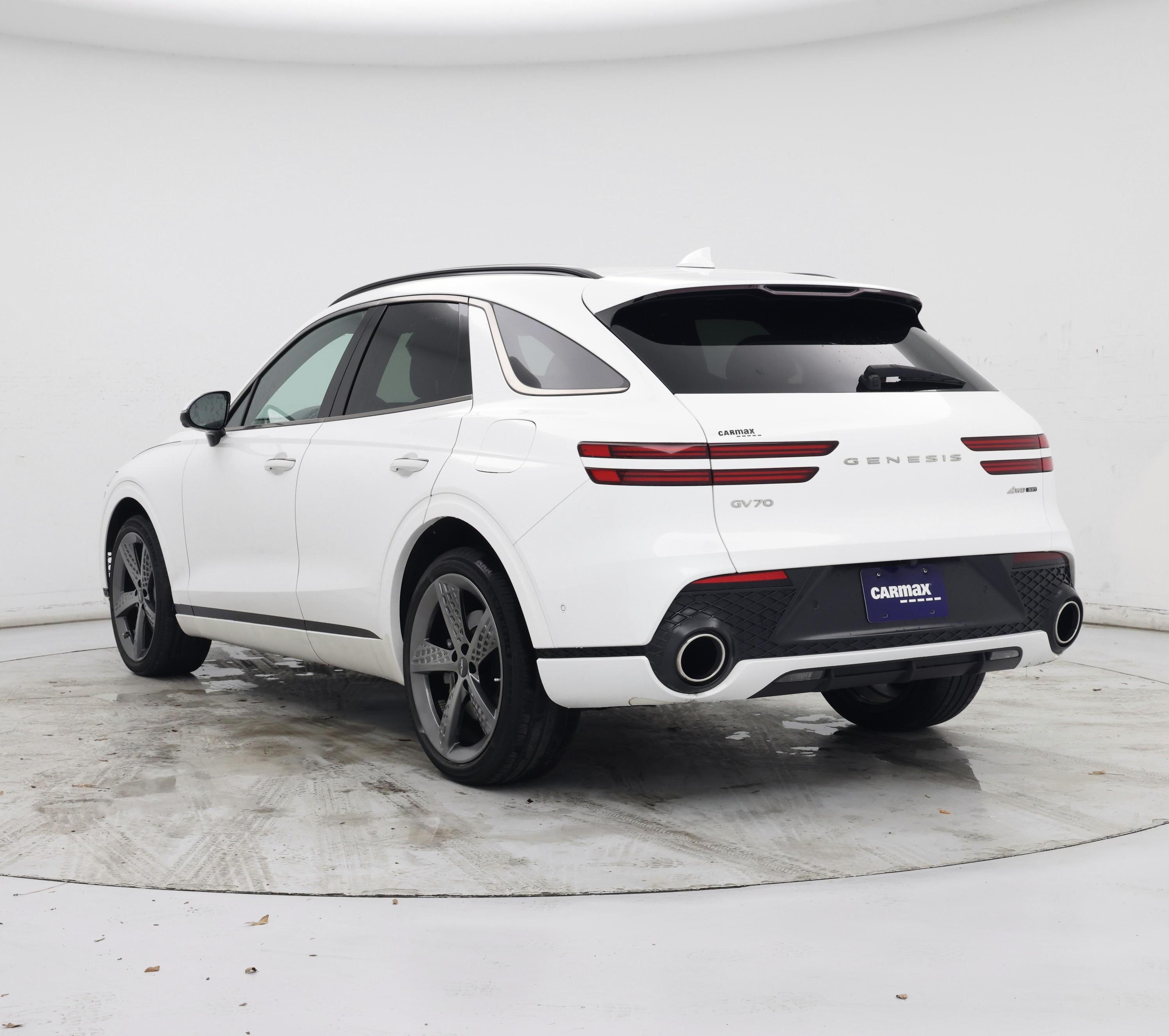 Thumbnail: 2022 Genesis GV70 - 2
