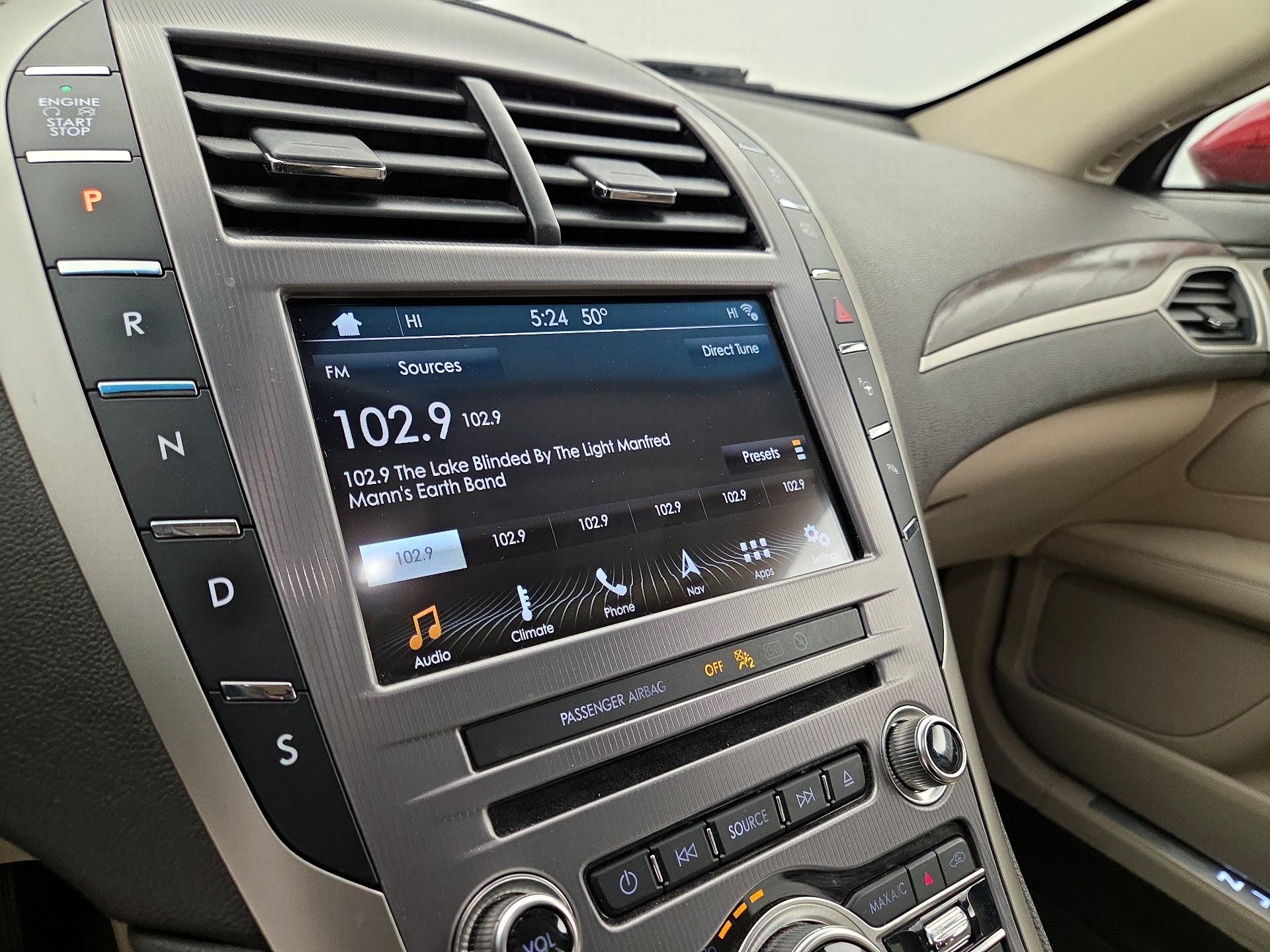 Thumbnail: 2019 Lincoln MKZ - 15