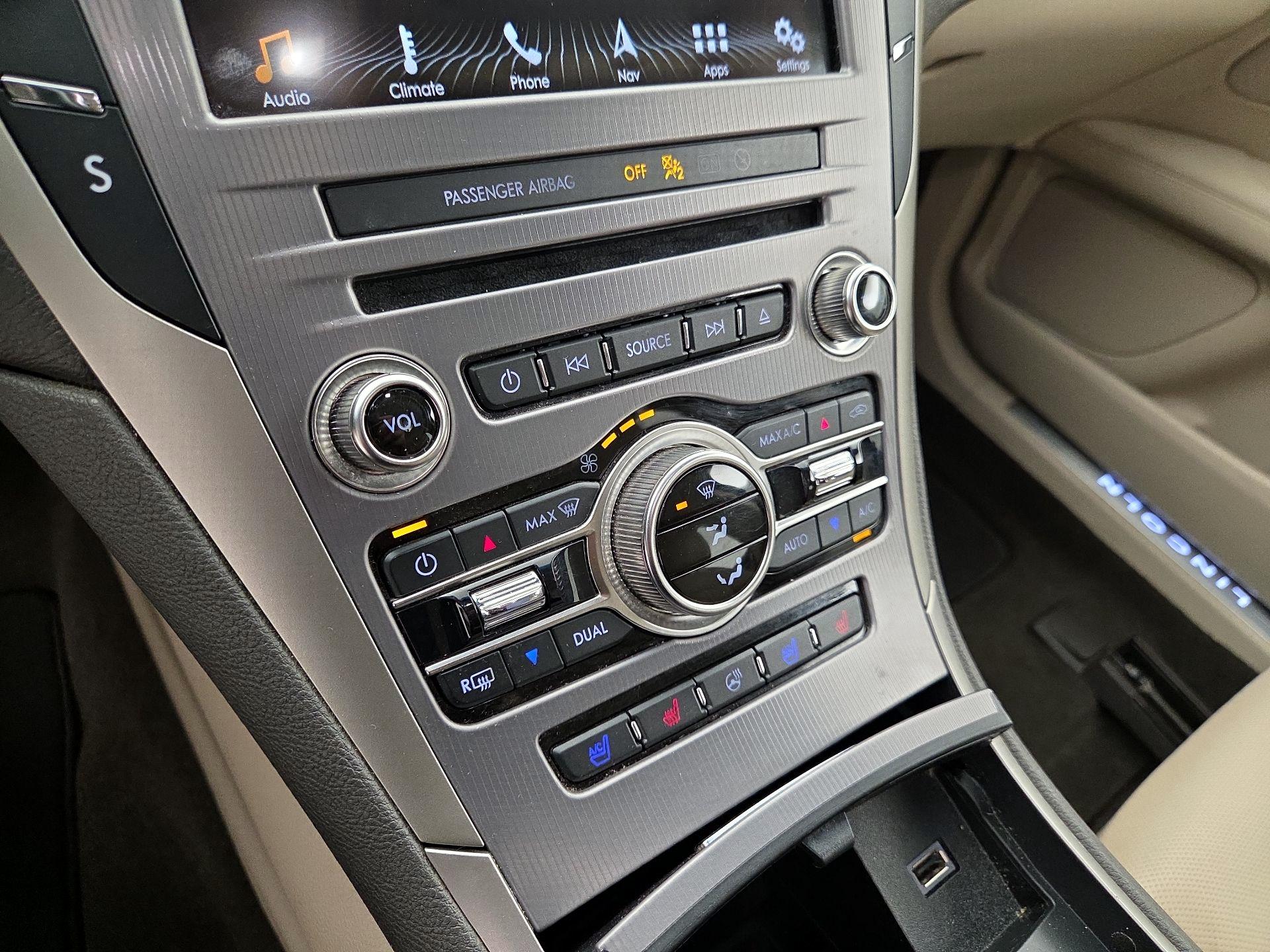 Thumbnail: 2019 Lincoln MKZ - 16