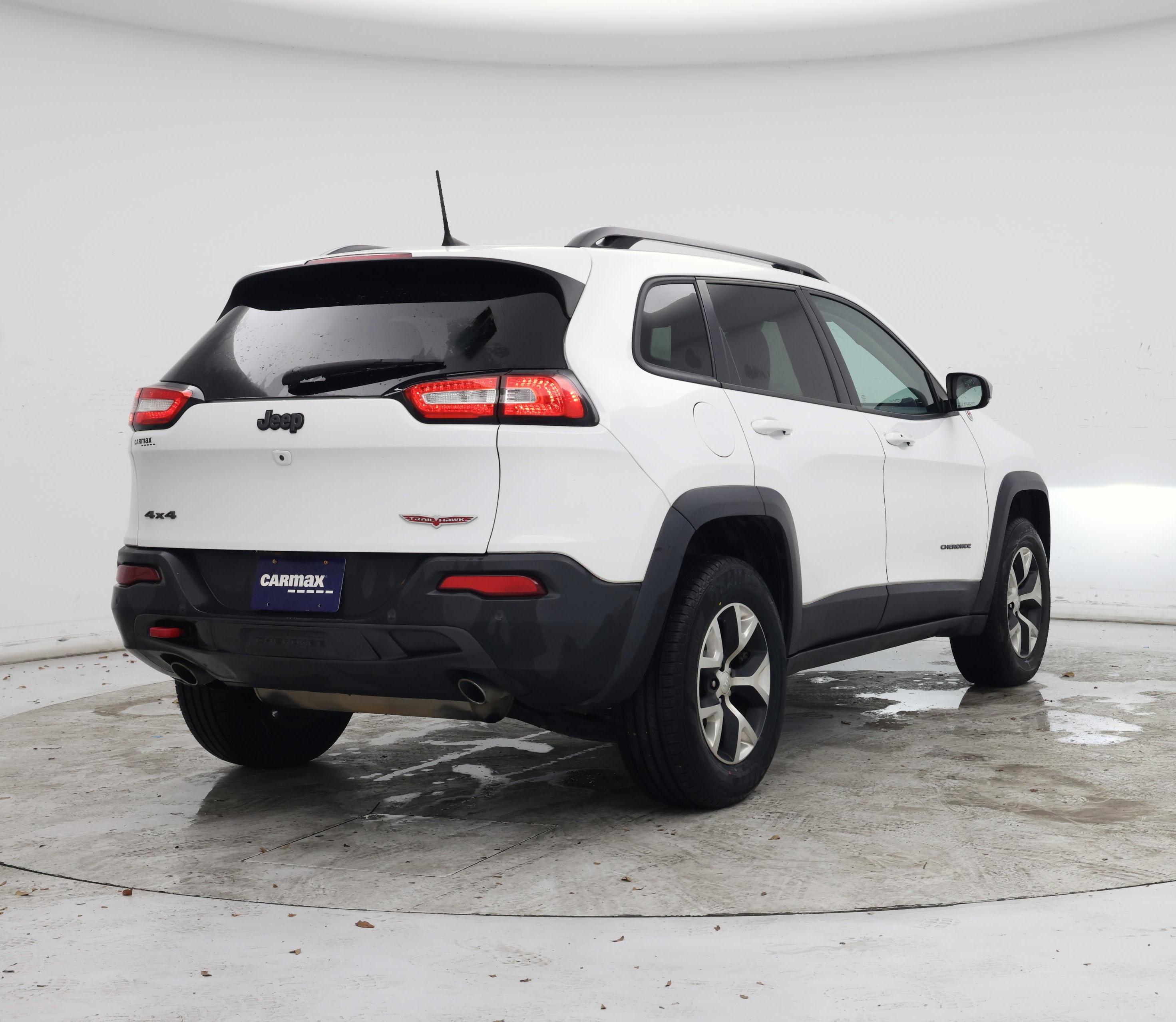Thumbnail: 2018 Jeep Cherokee - 8