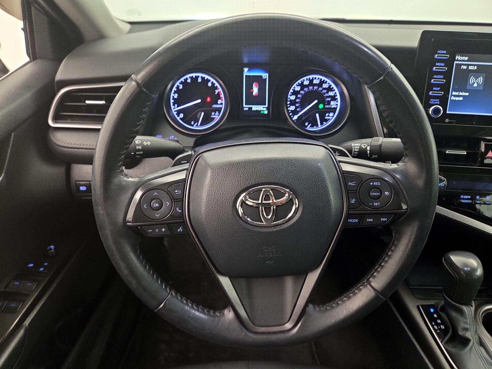 Thumbnail: 2022 Toyota Camry - 10