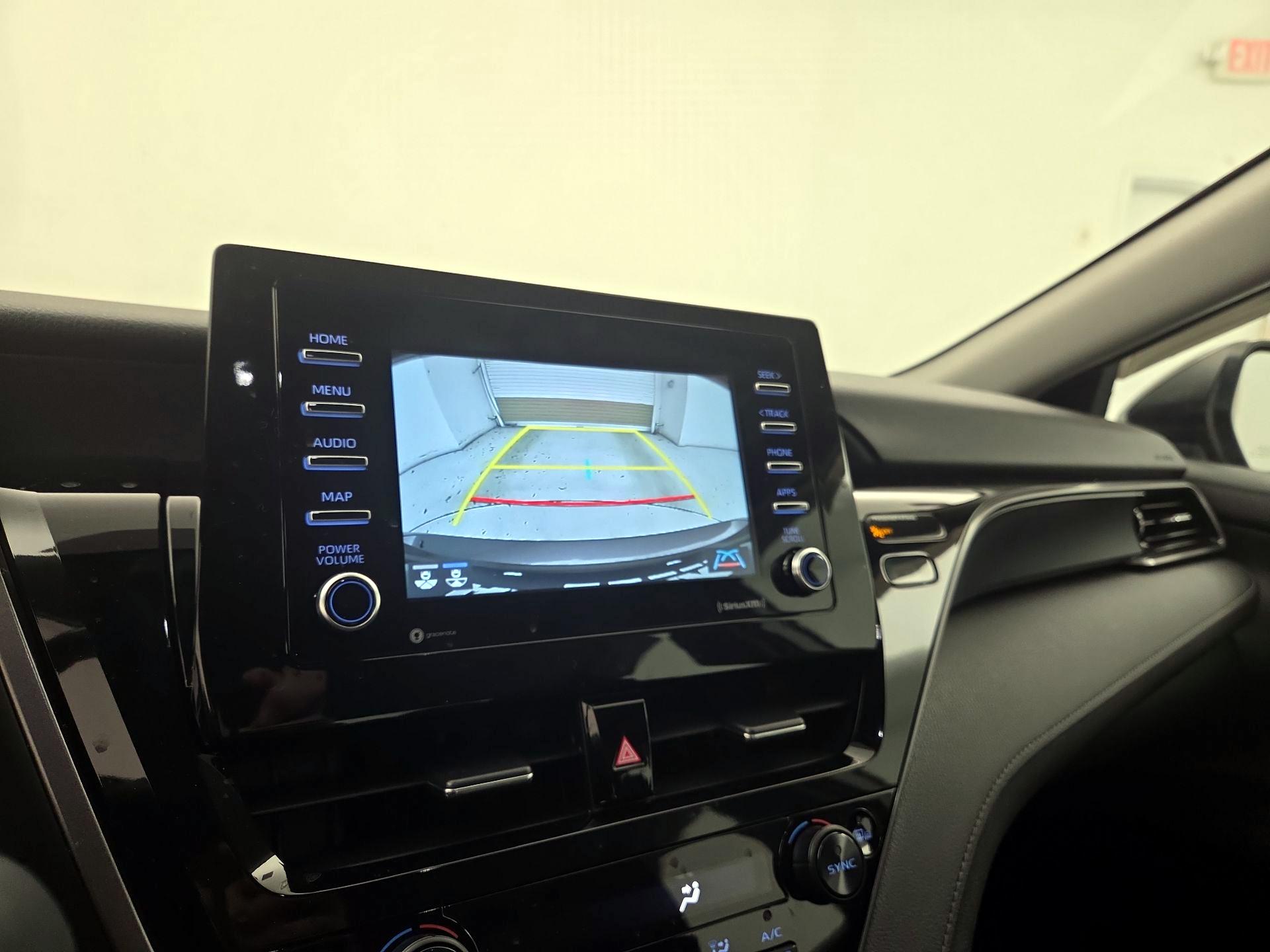 Thumbnail: 2022 Toyota Camry - 14