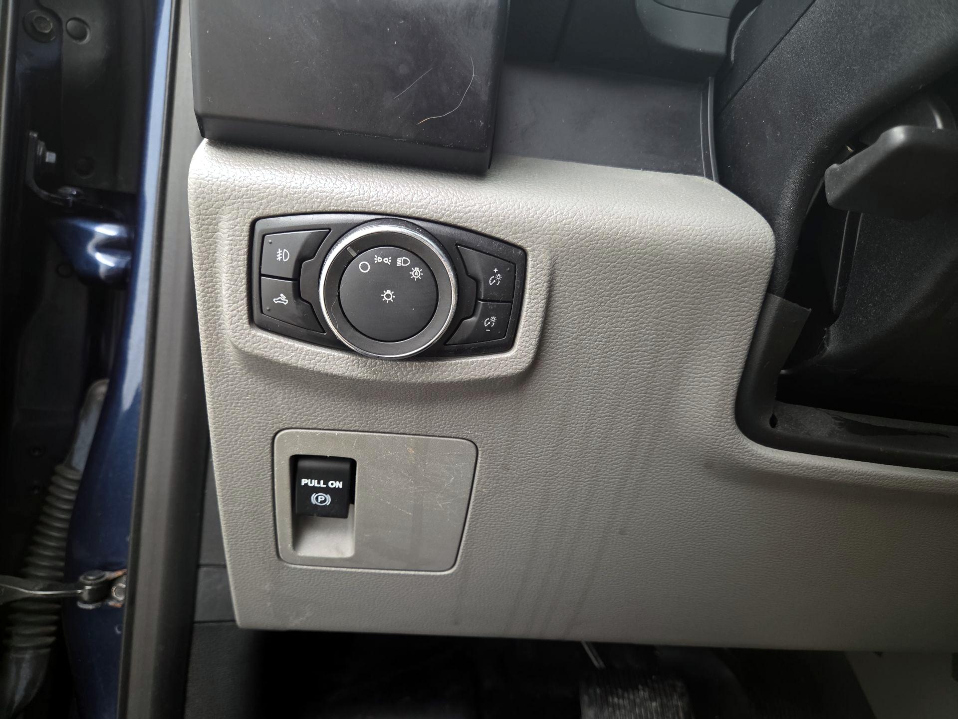 Thumbnail: 2016 Ford F-150 - 13