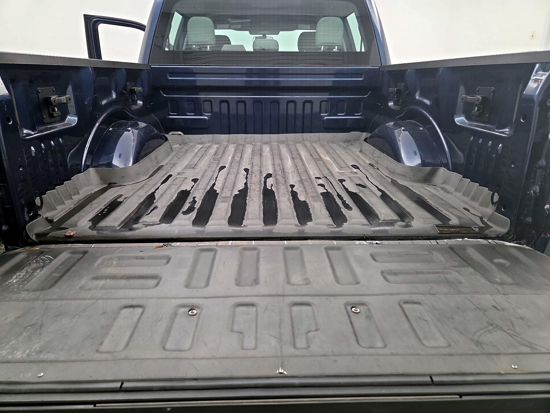 Thumbnail: 2016 Ford F-150 - 19