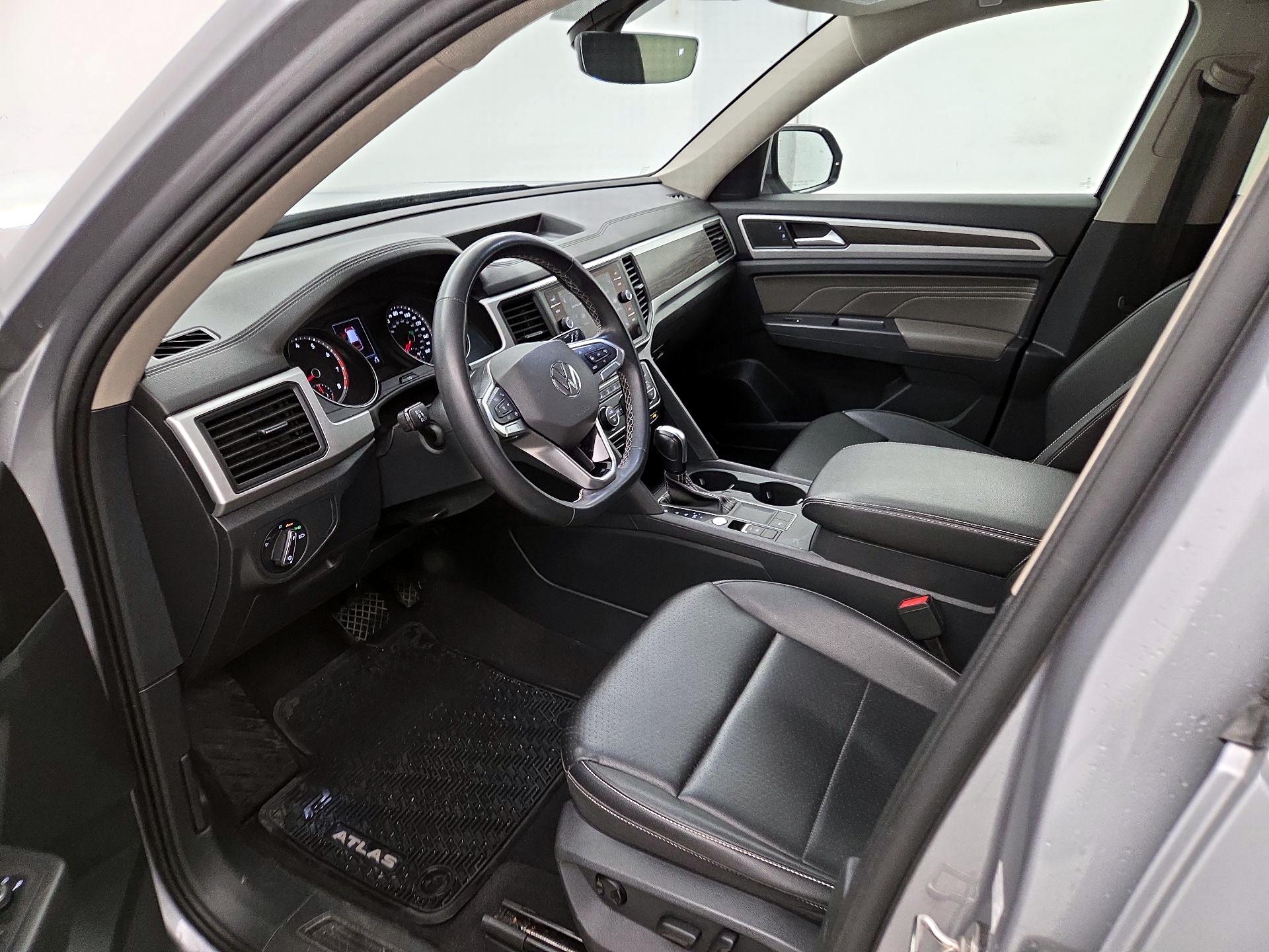 Thumbnail: 2021 Volkswagen Atlas - 11