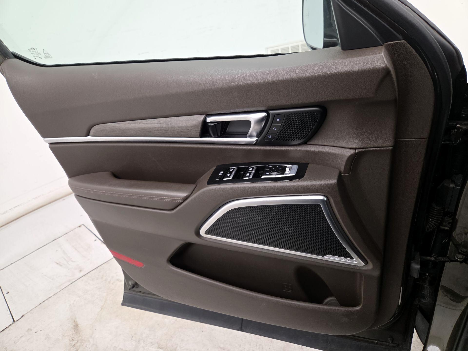 Thumbnail: 2021 Kia Telluride - 12