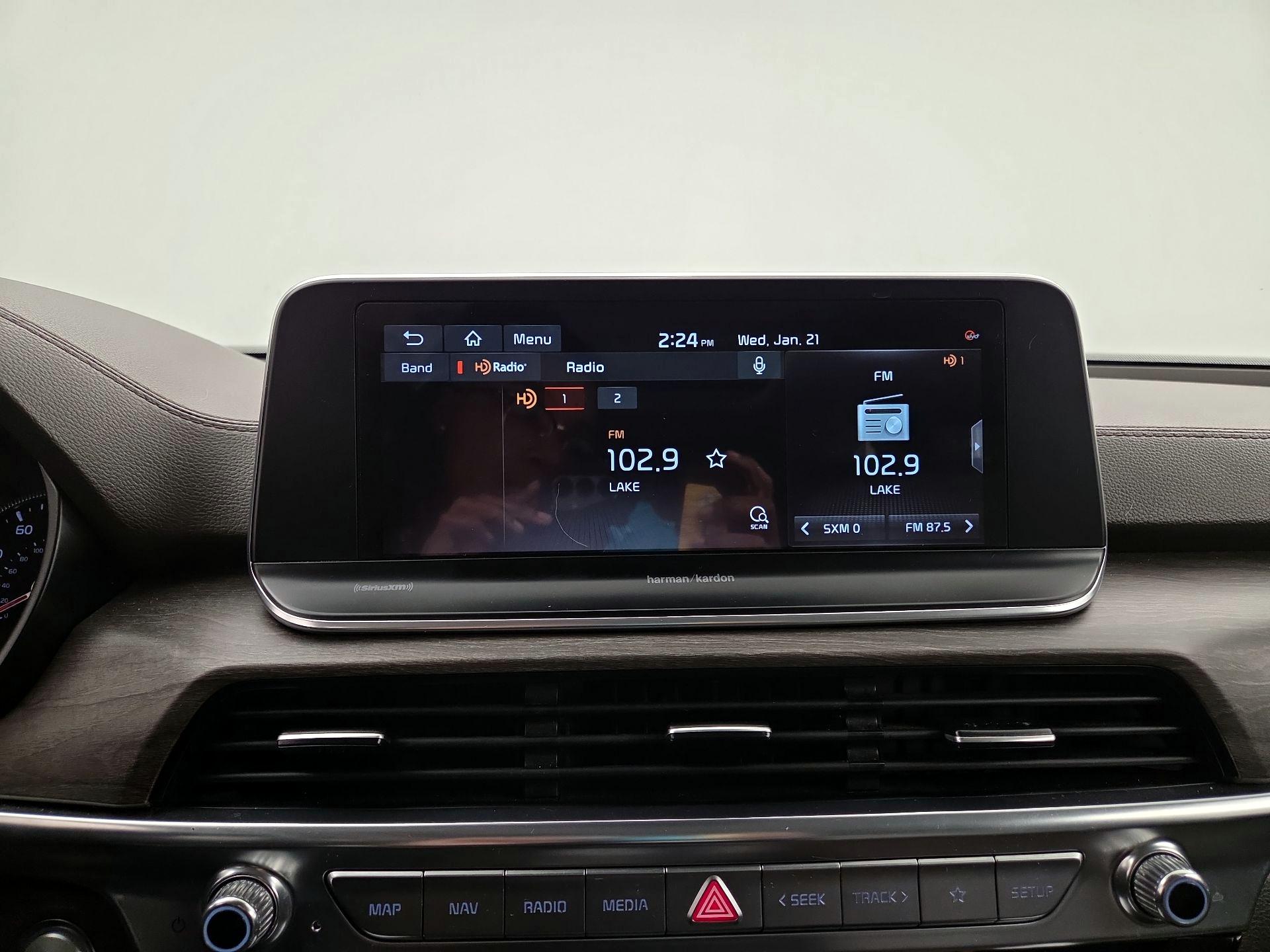 Thumbnail: 2021 Kia Telluride - 16