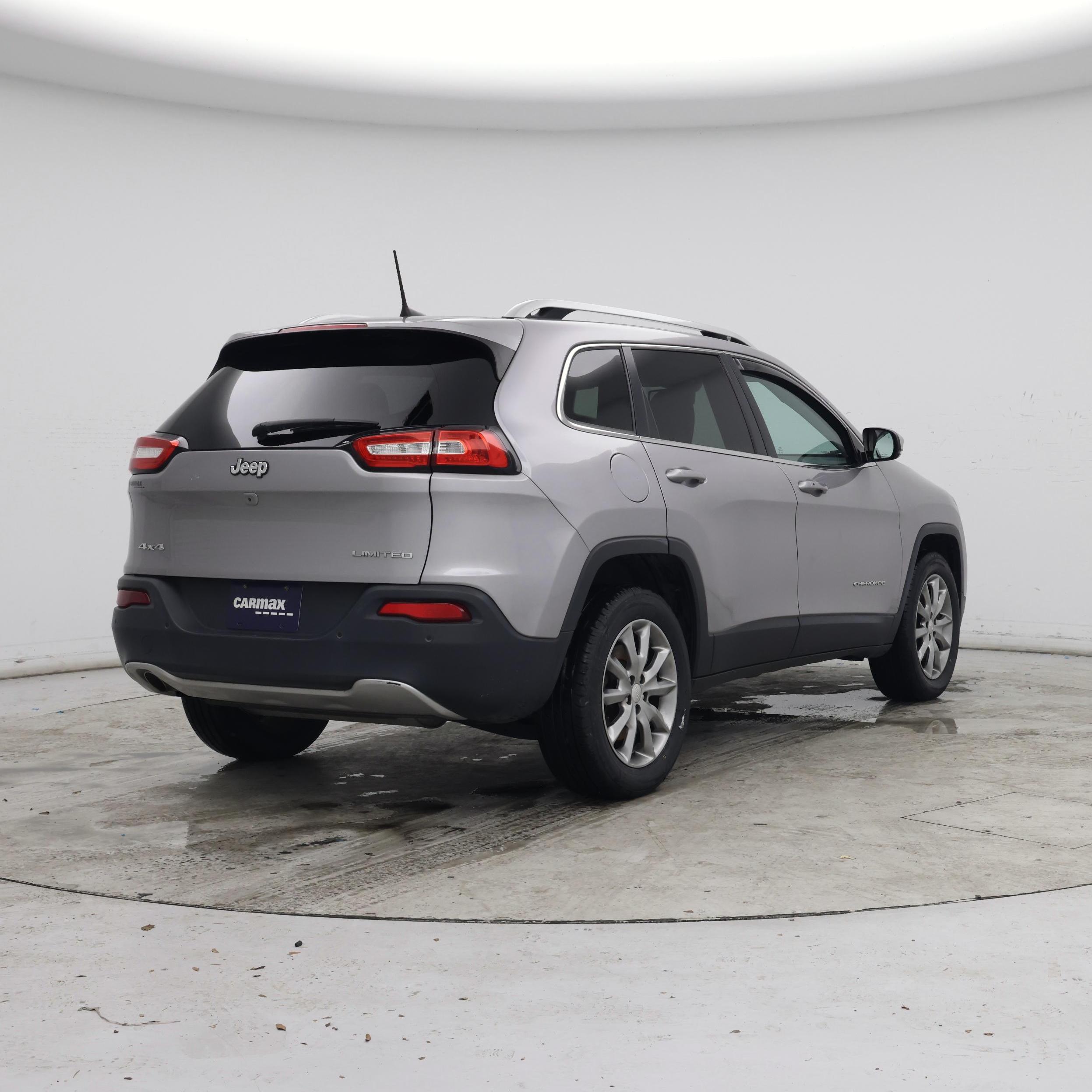 Thumbnail: 2018 Jeep Cherokee - 8