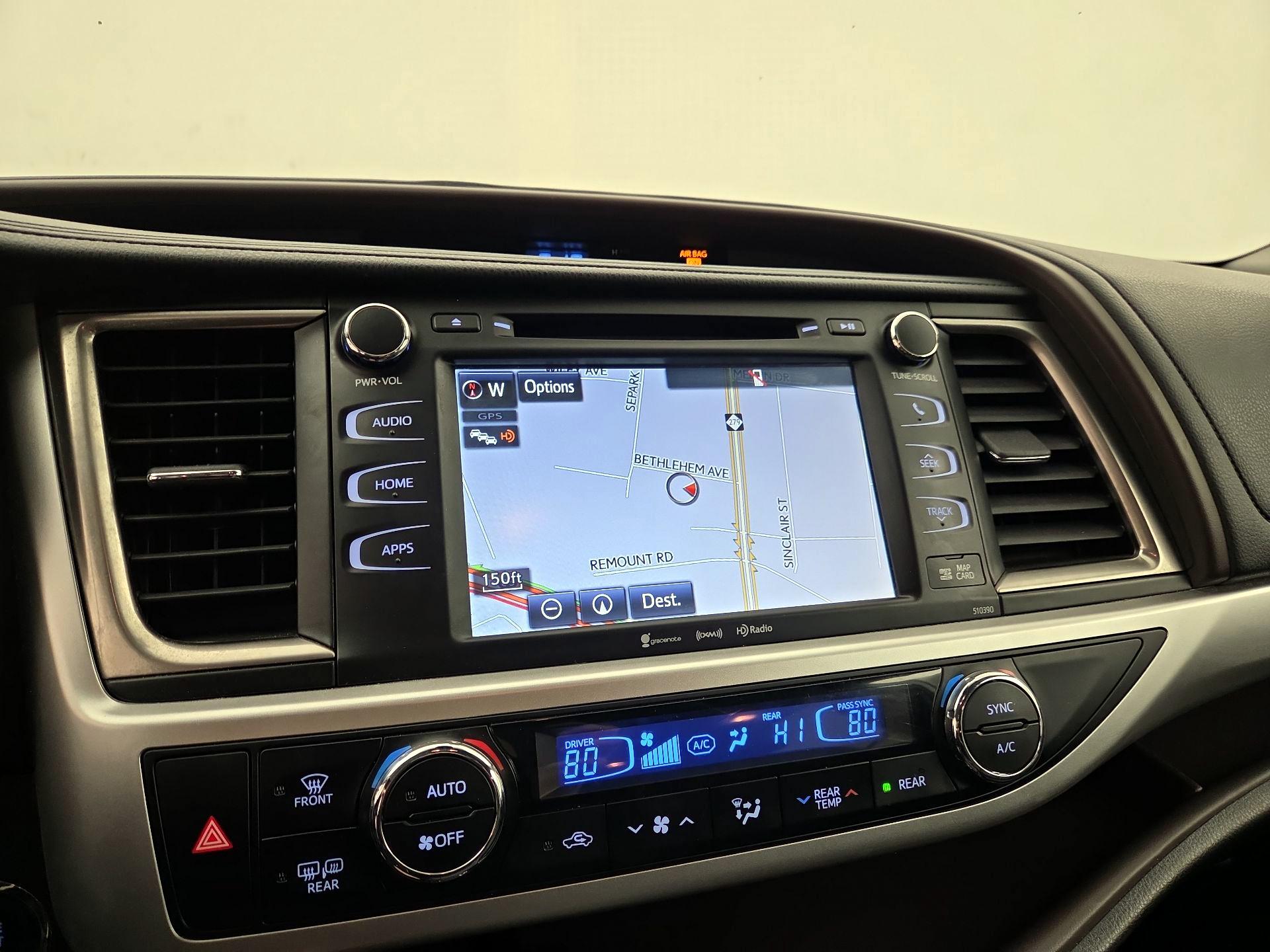 Thumbnail: 2019 Toyota Highlander - 14