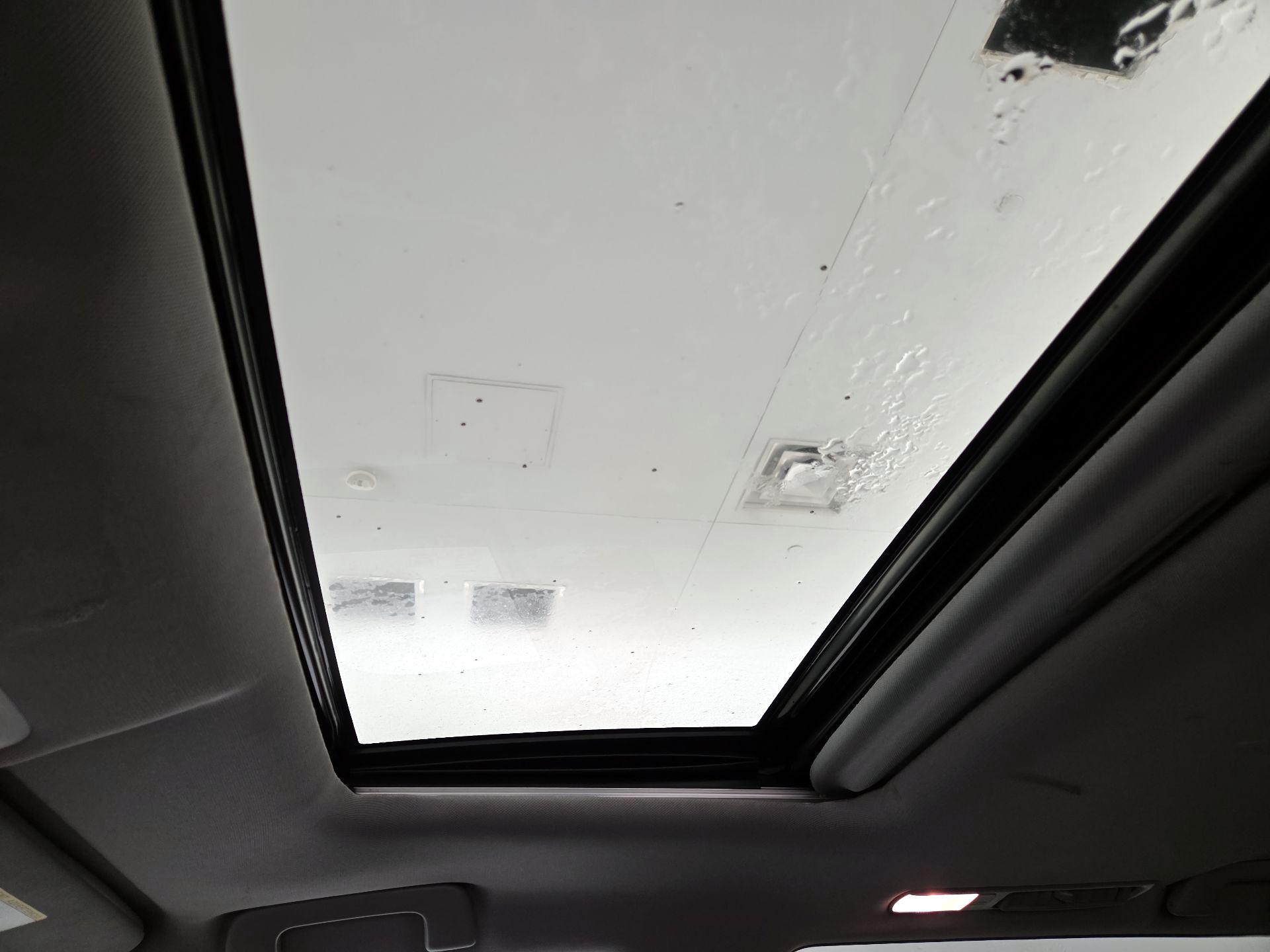 Thumbnail: 2019 Toyota Highlander - 20