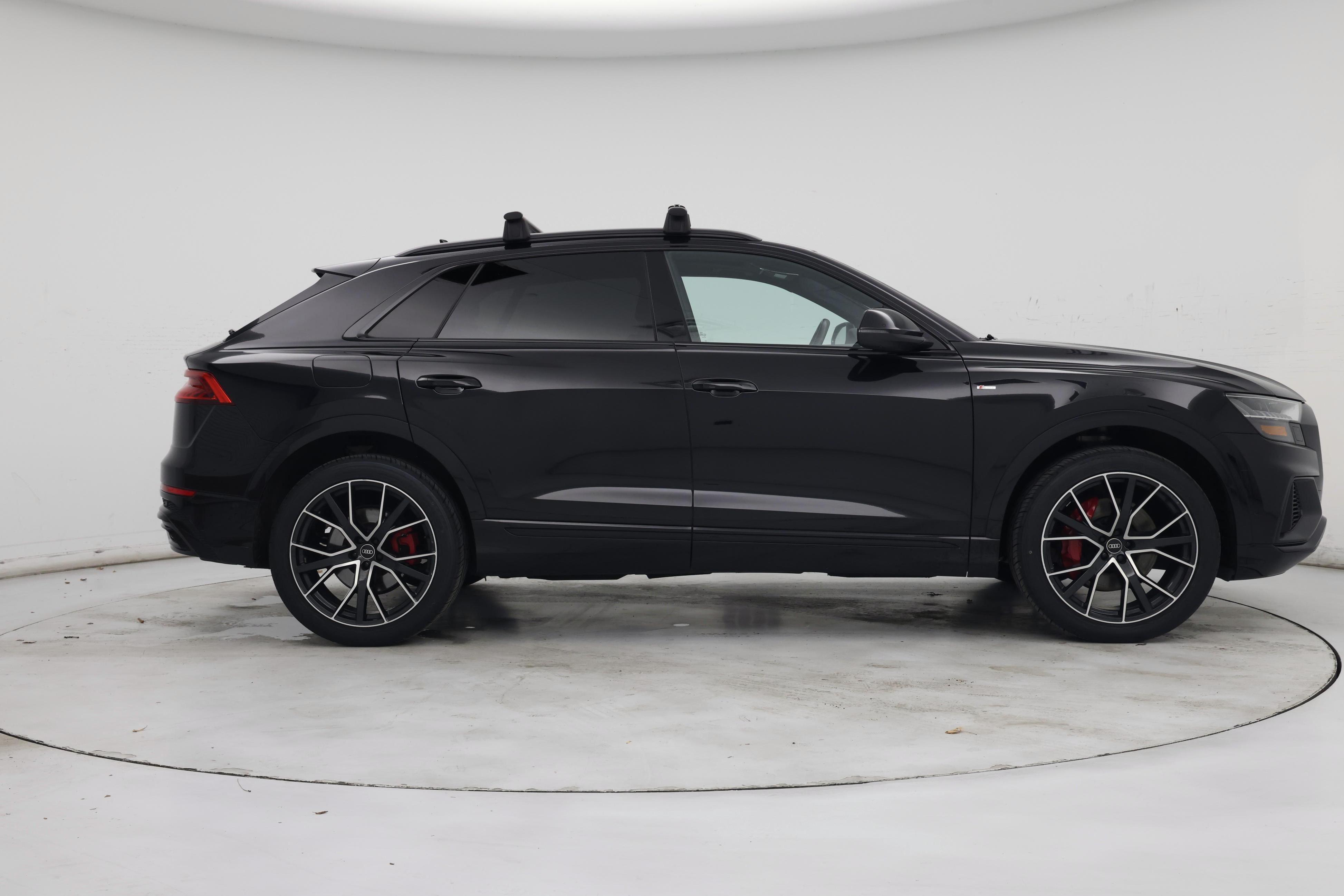 Thumbnail: 2021 Audi Q8 - 7