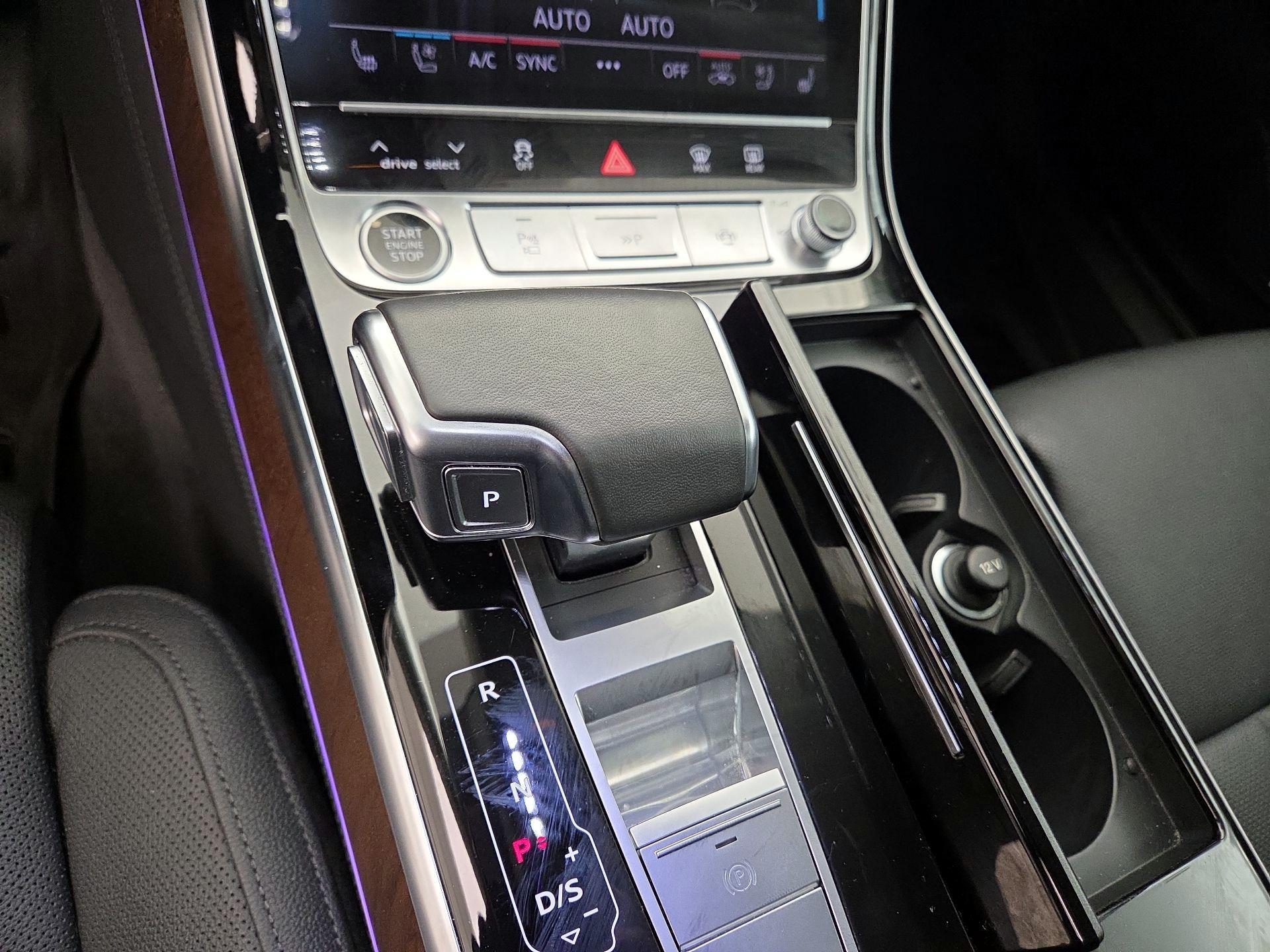 Thumbnail: 2024 Audi A8 - 17