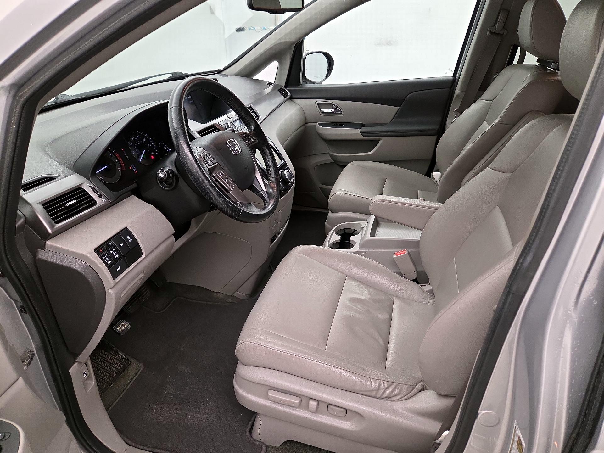 Thumbnail: 2015 Honda Odyssey - 11