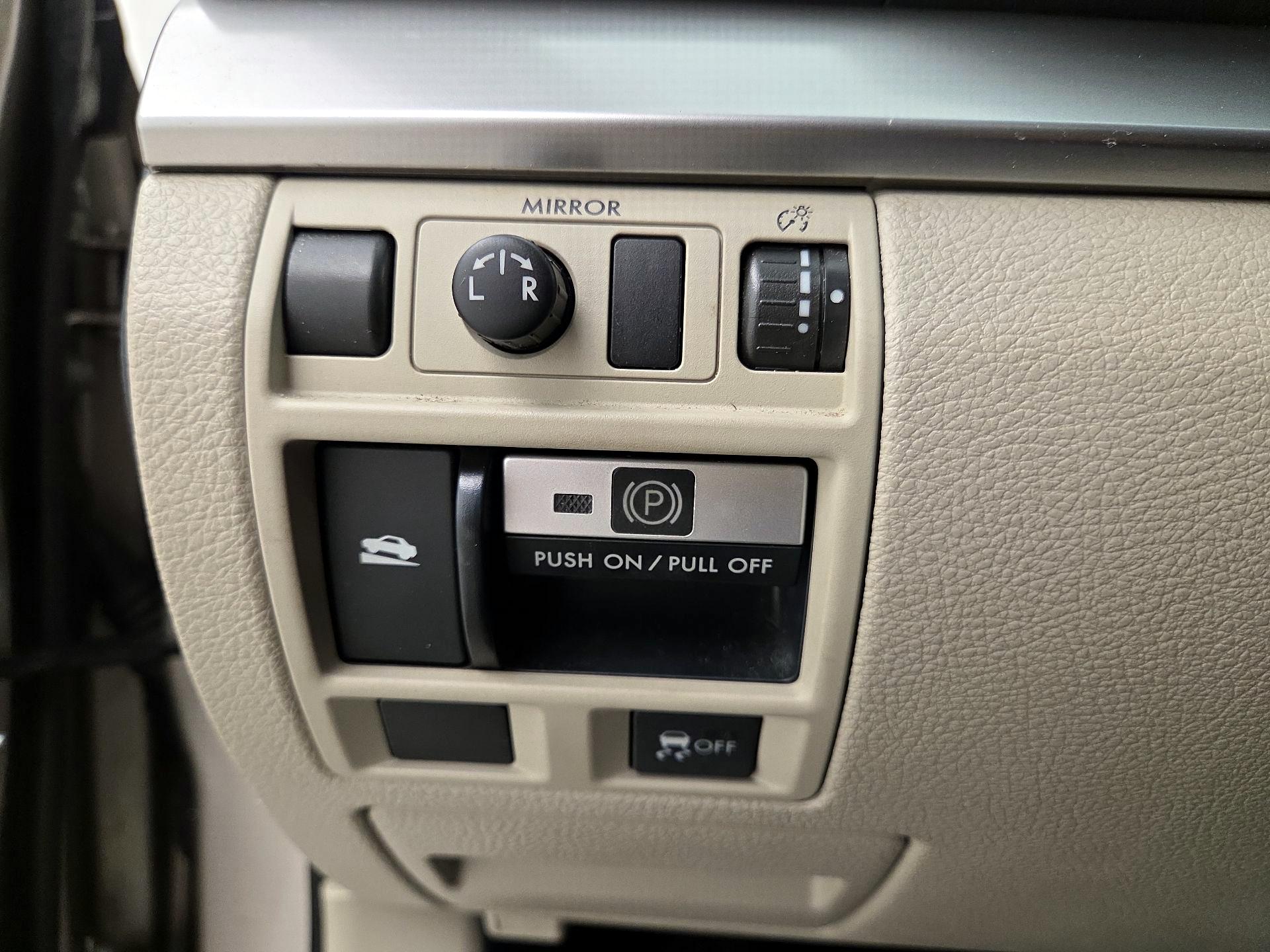 Thumbnail: 2014 Subaru Outback - 13