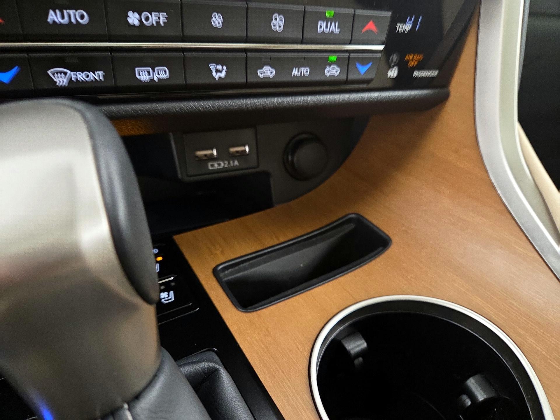 Thumbnail: 2022 Lexus RX - 17