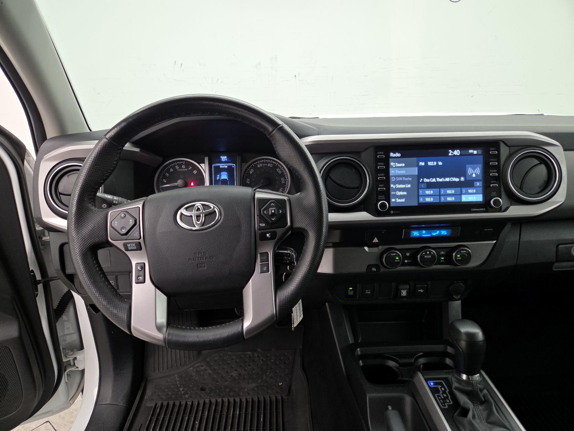 Thumbnail: 2022 Toyota Tacoma - 9