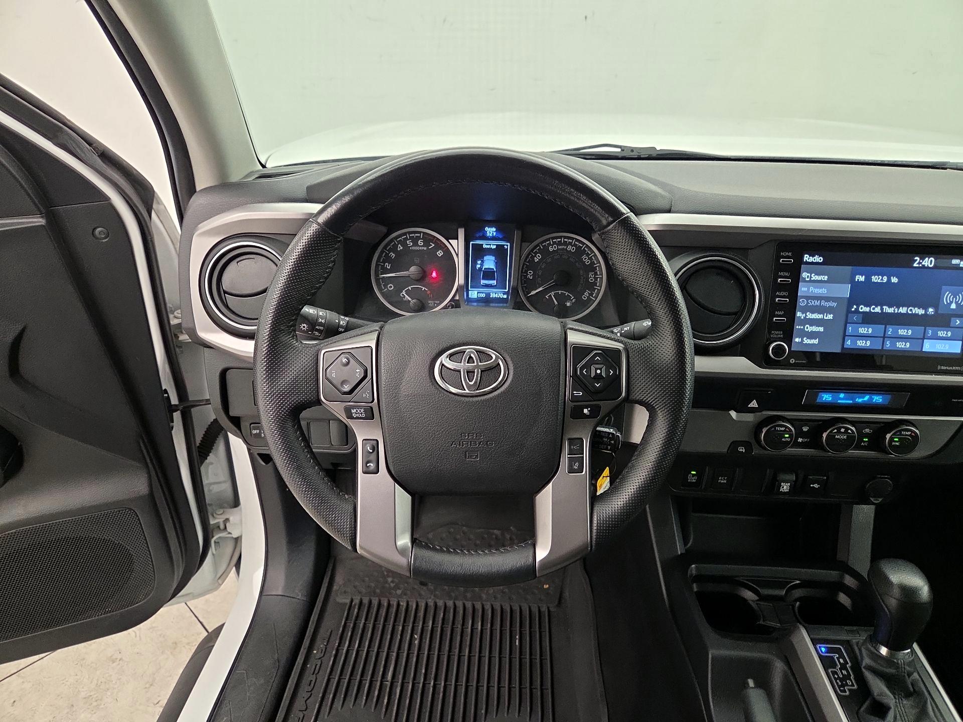 Thumbnail: 2022 Toyota Tacoma - 10