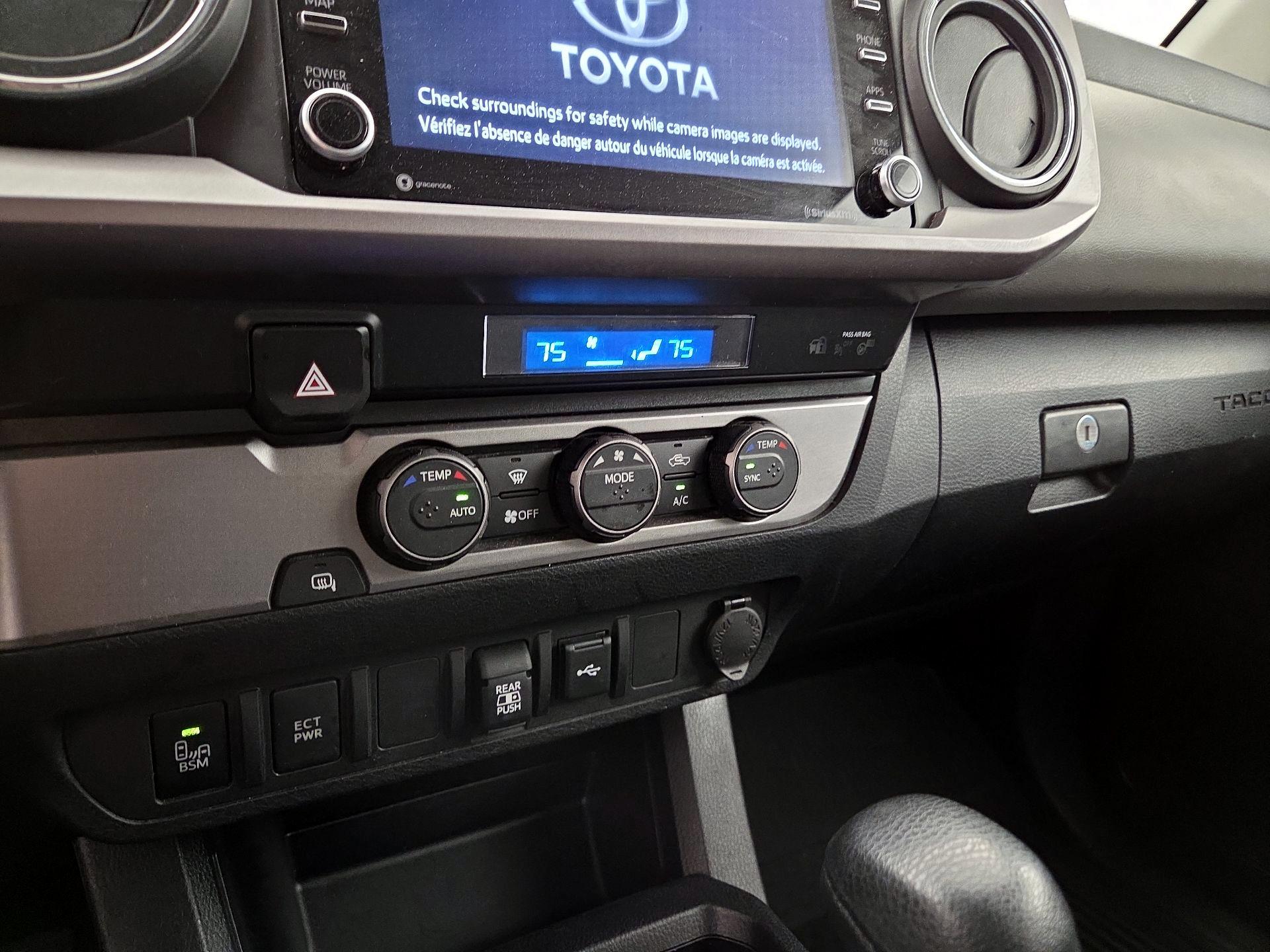 Thumbnail: 2022 Toyota Tacoma - 16