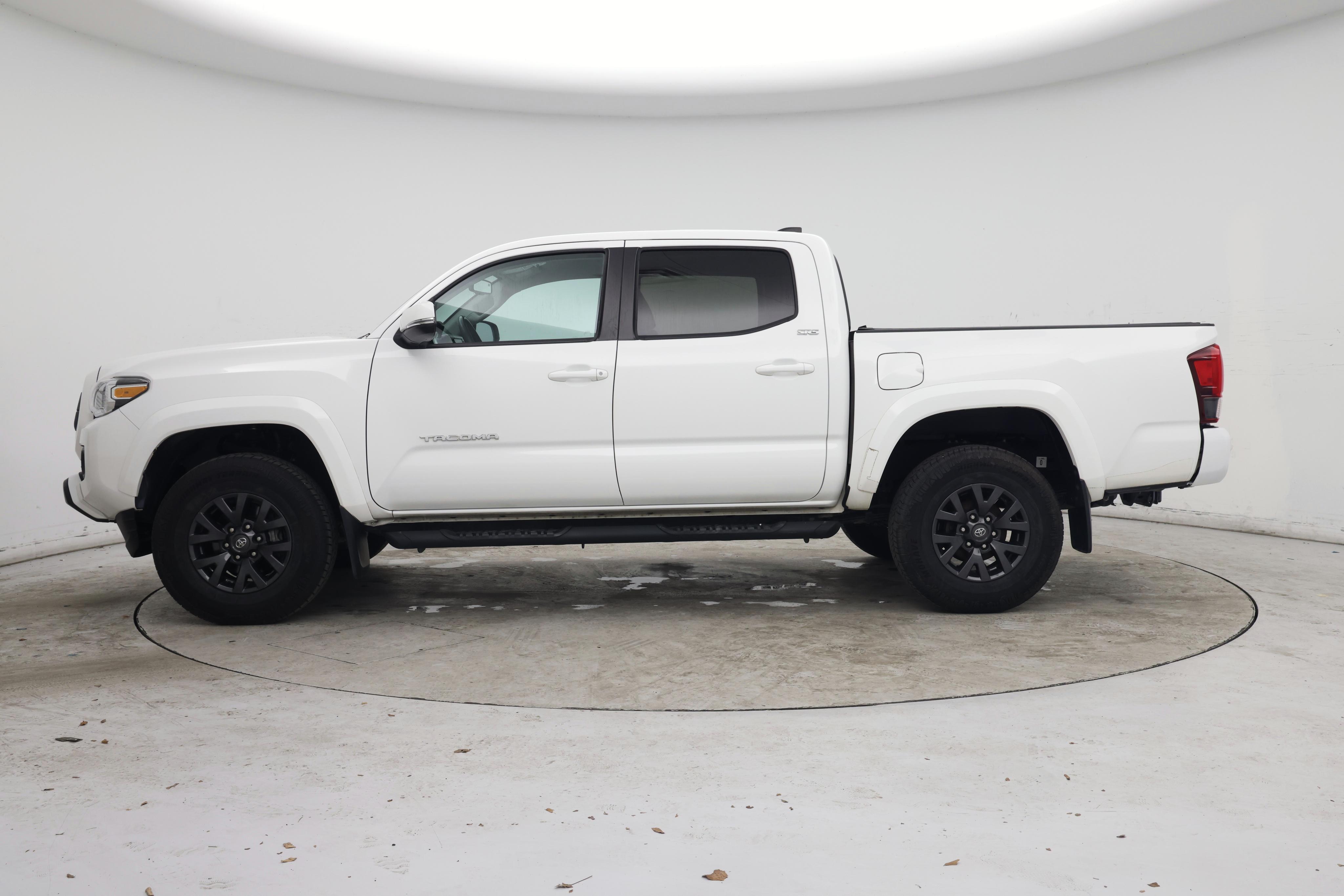 Thumbnail: 2022 Toyota Tacoma - 3